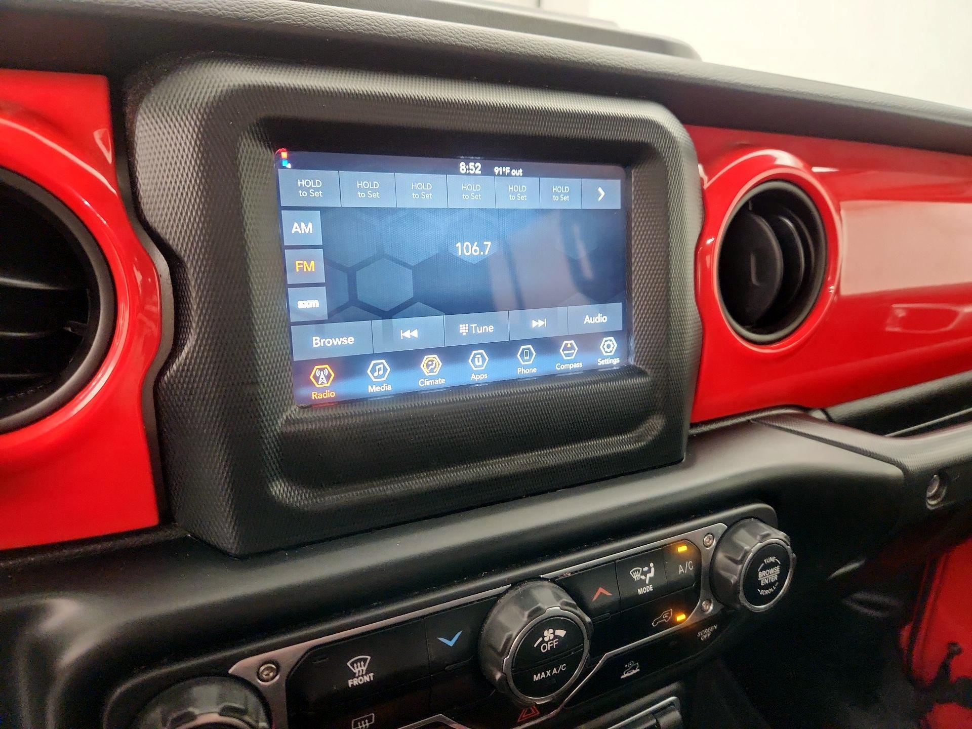 Thumbnail: 2022 Jeep Wrangler - 15