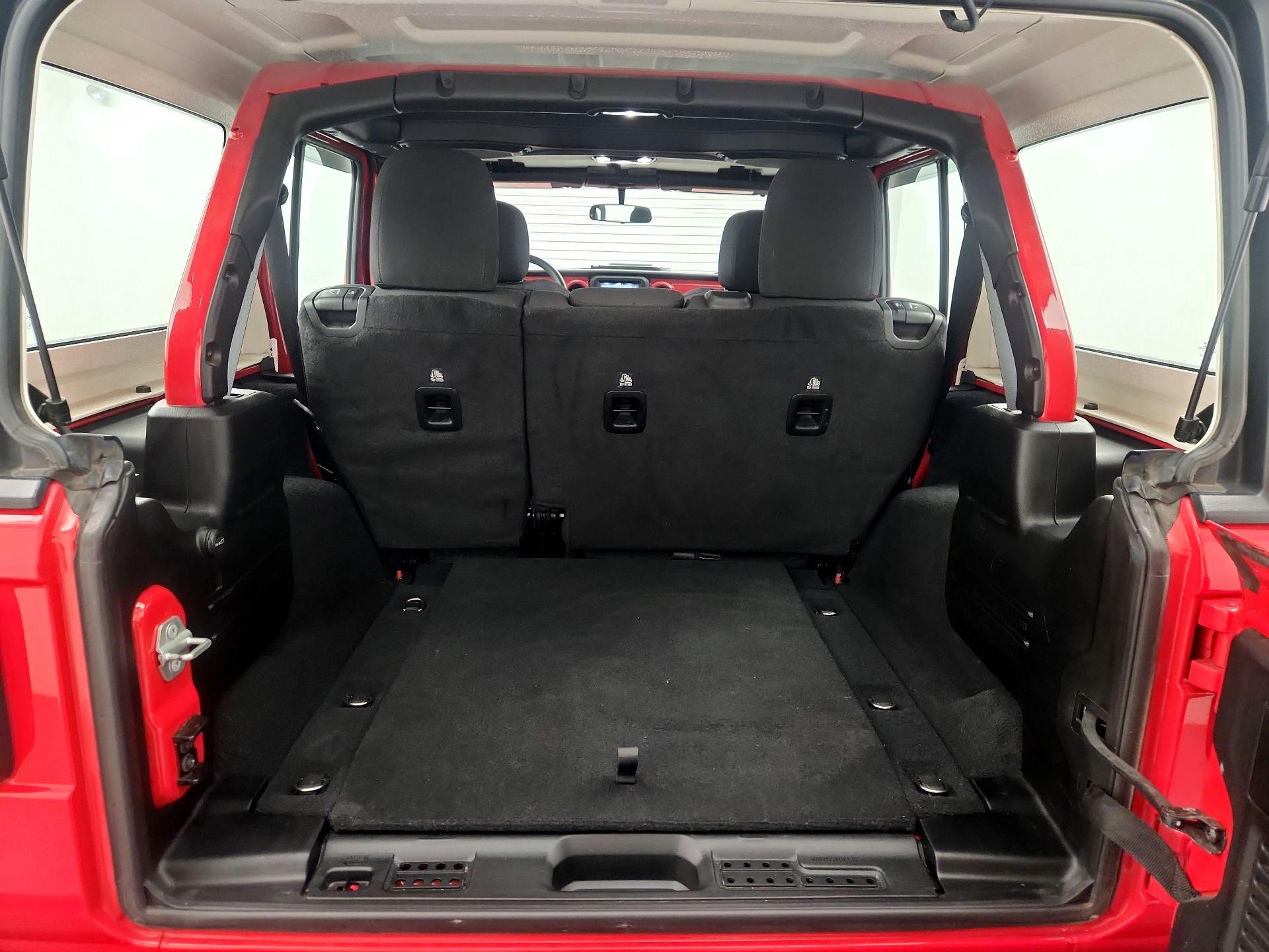 Thumbnail: 2022 Jeep Wrangler - 20
