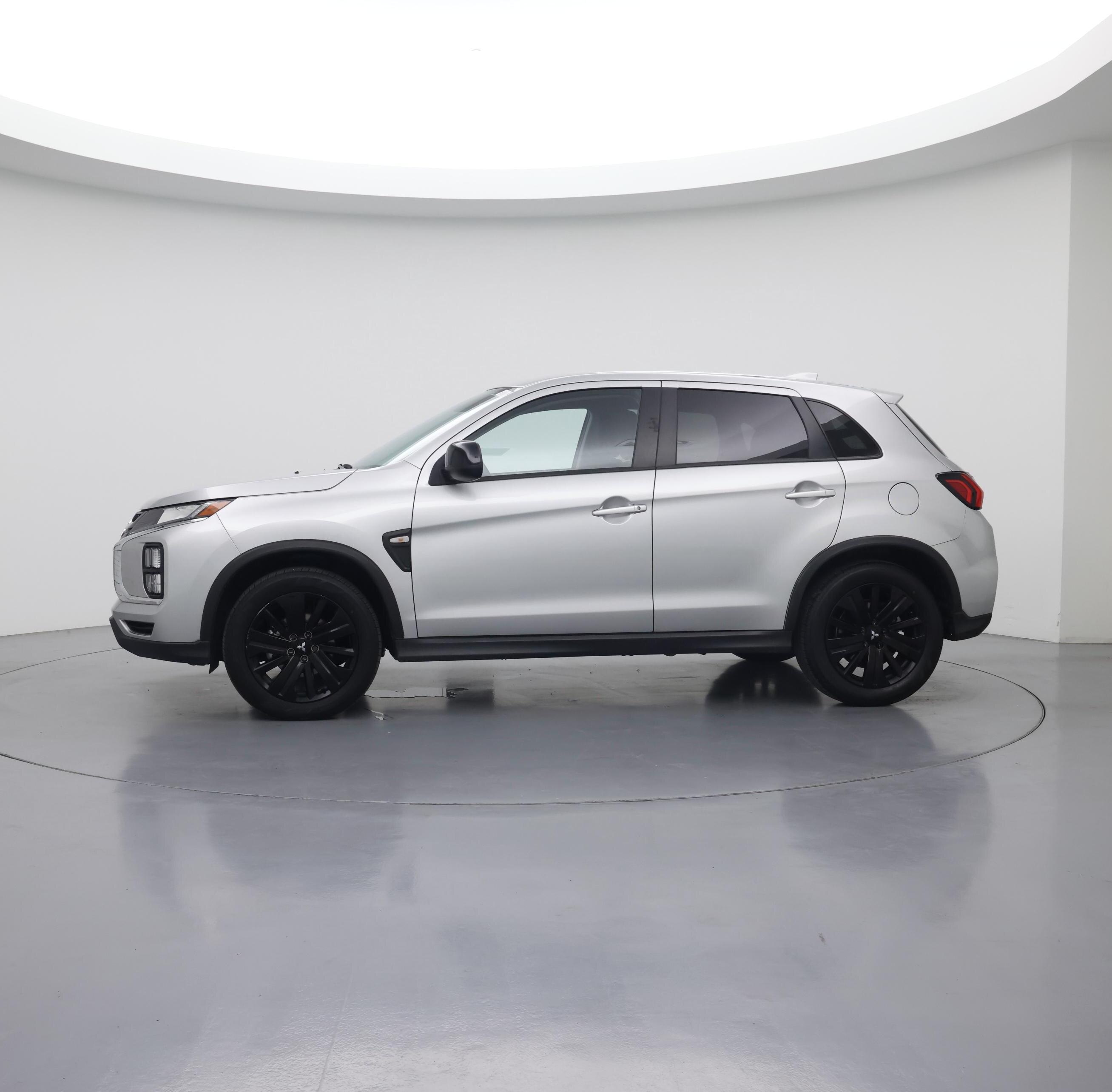 Thumbnail: 2025 Mitsubishi Outlander Sport - 3