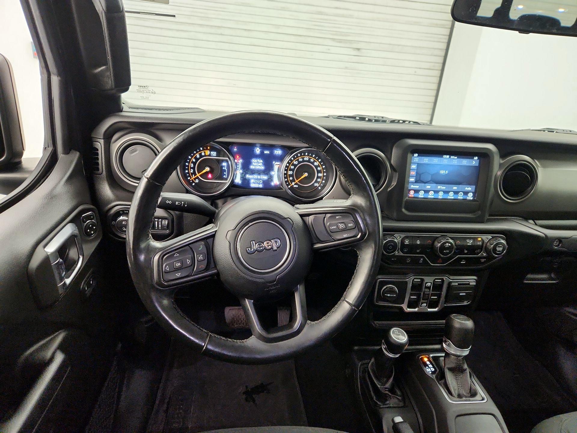 Thumbnail: 2022 Jeep Gladiator - 10