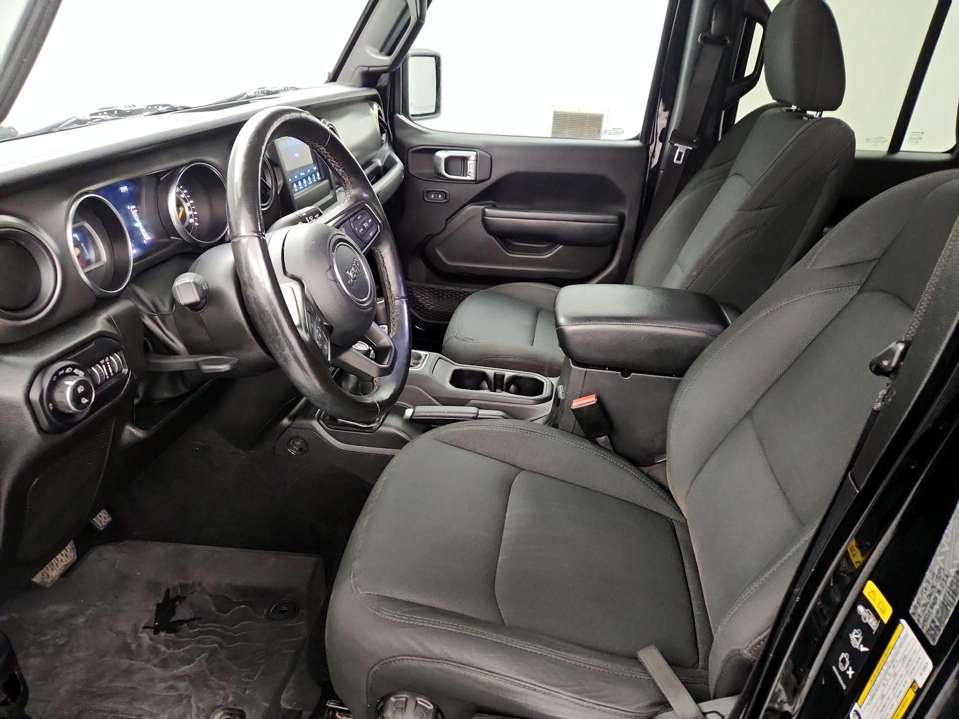 Thumbnail: 2022 Jeep Gladiator - 11