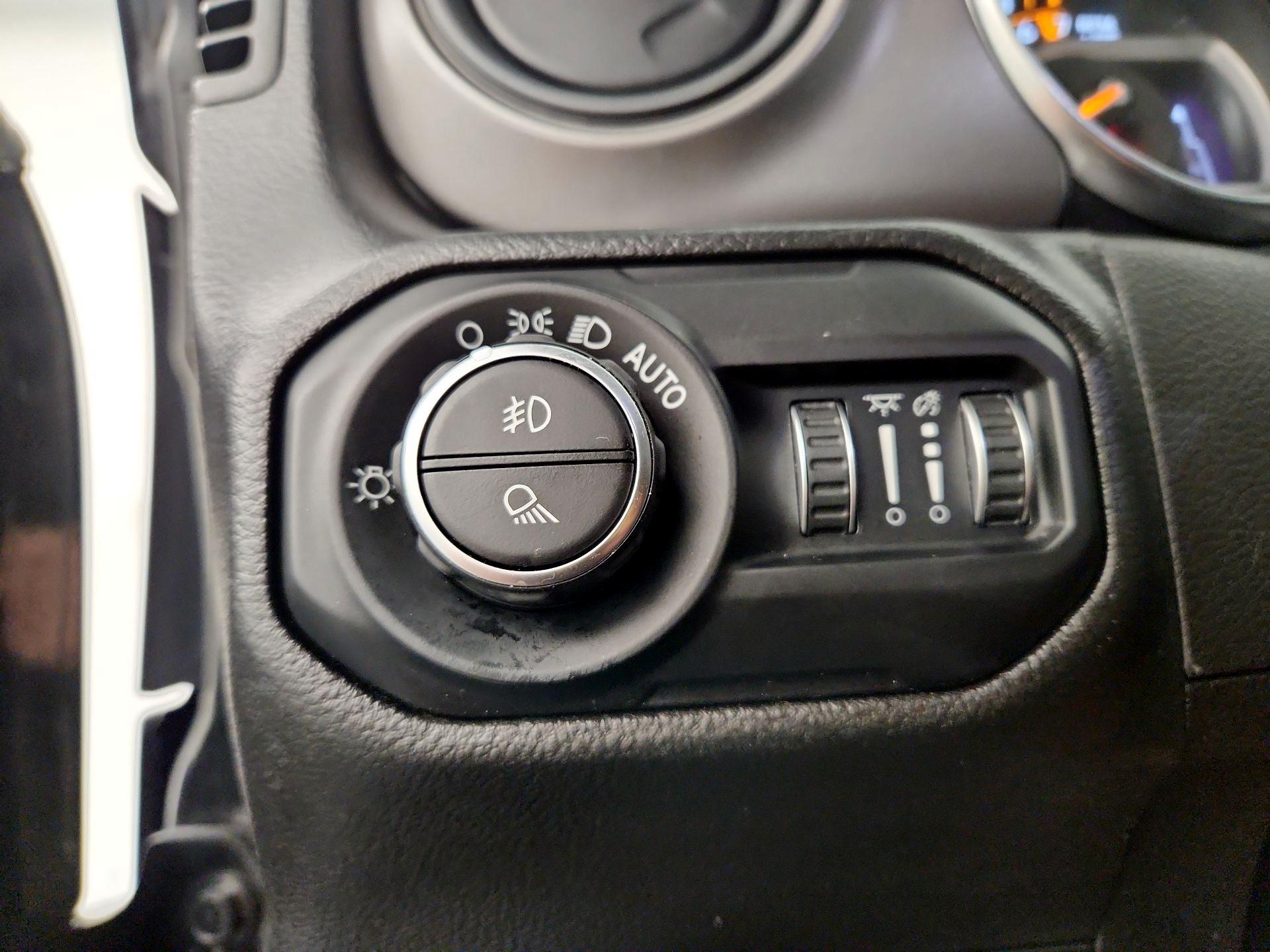 Thumbnail: 2022 Jeep Gladiator - 13