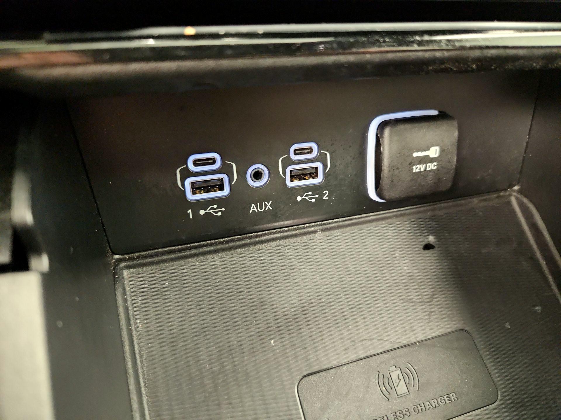 Thumbnail: 2024 Jeep Grand Cherokee - 18