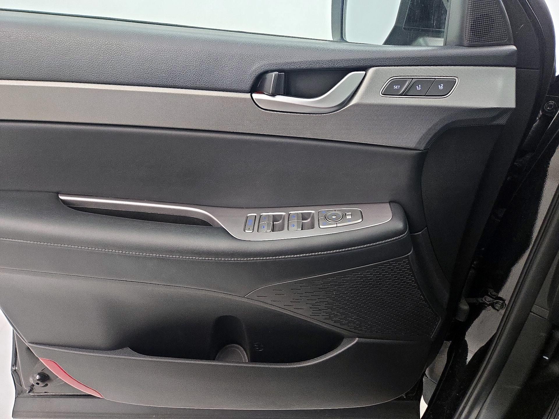Thumbnail: 2021 Hyundai Palisade - 12
