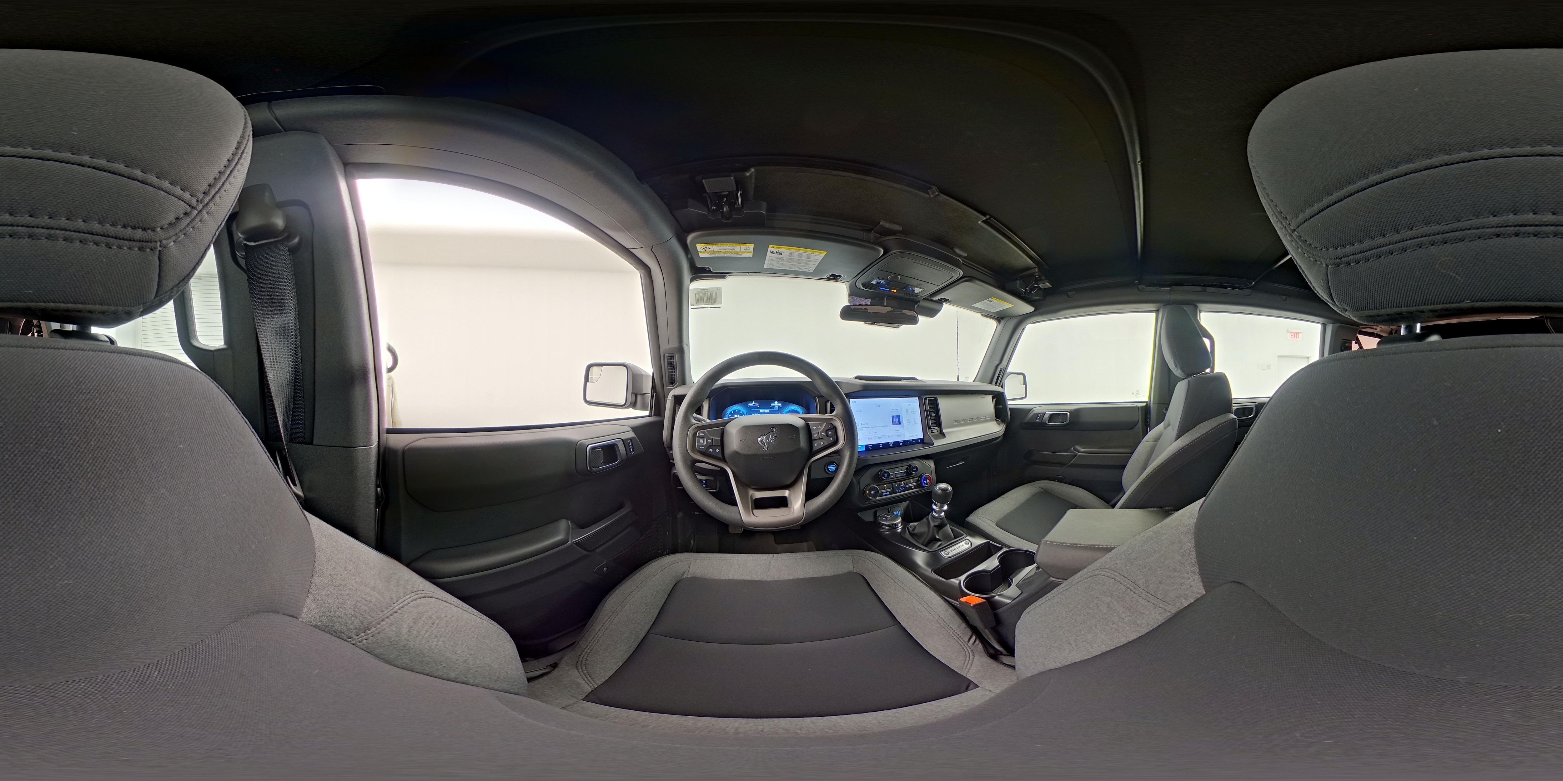 2025 Ford Bronco 4-Door Base - Photo 26