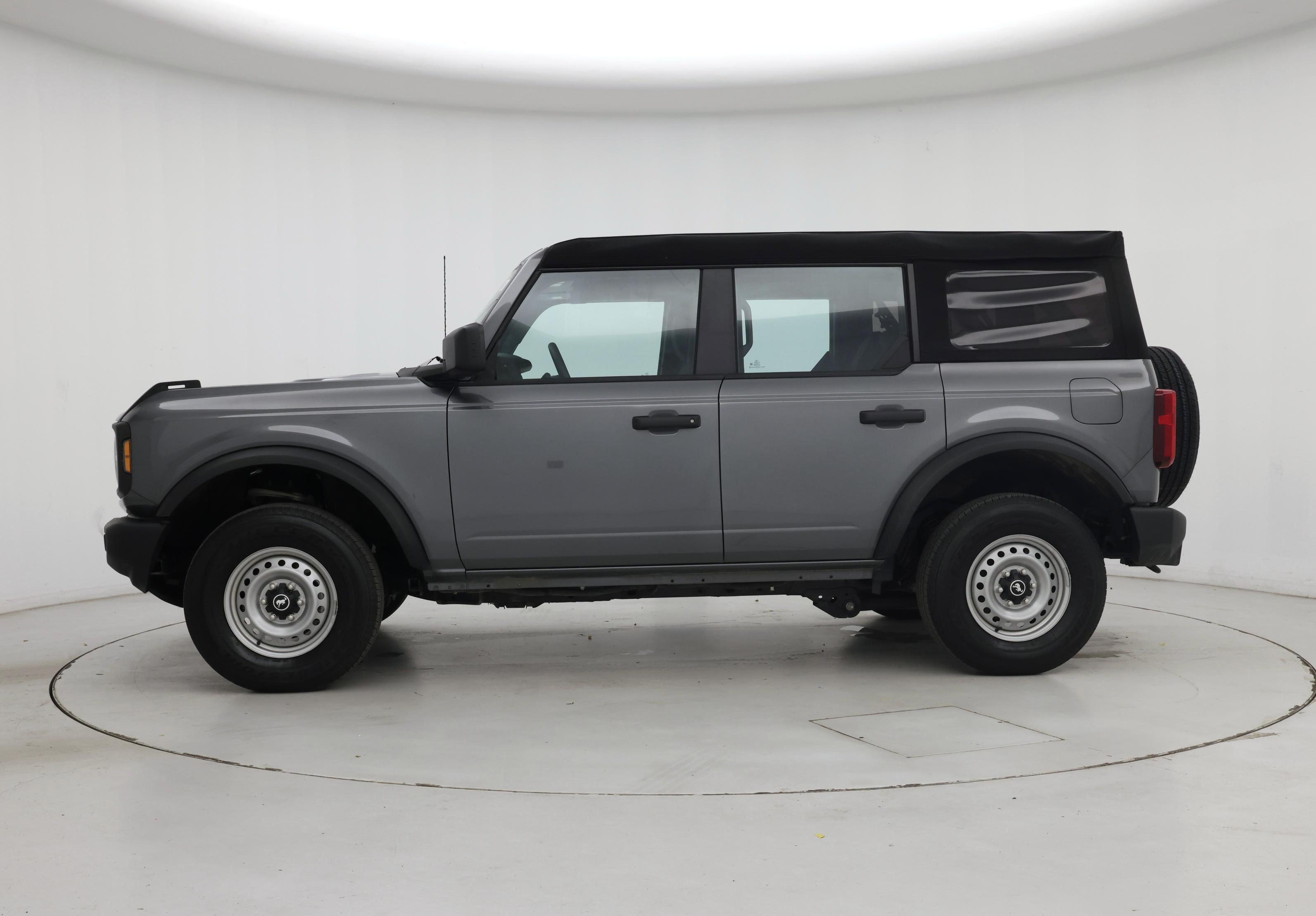 Thumbnail: 2025 Ford Bronco - 3