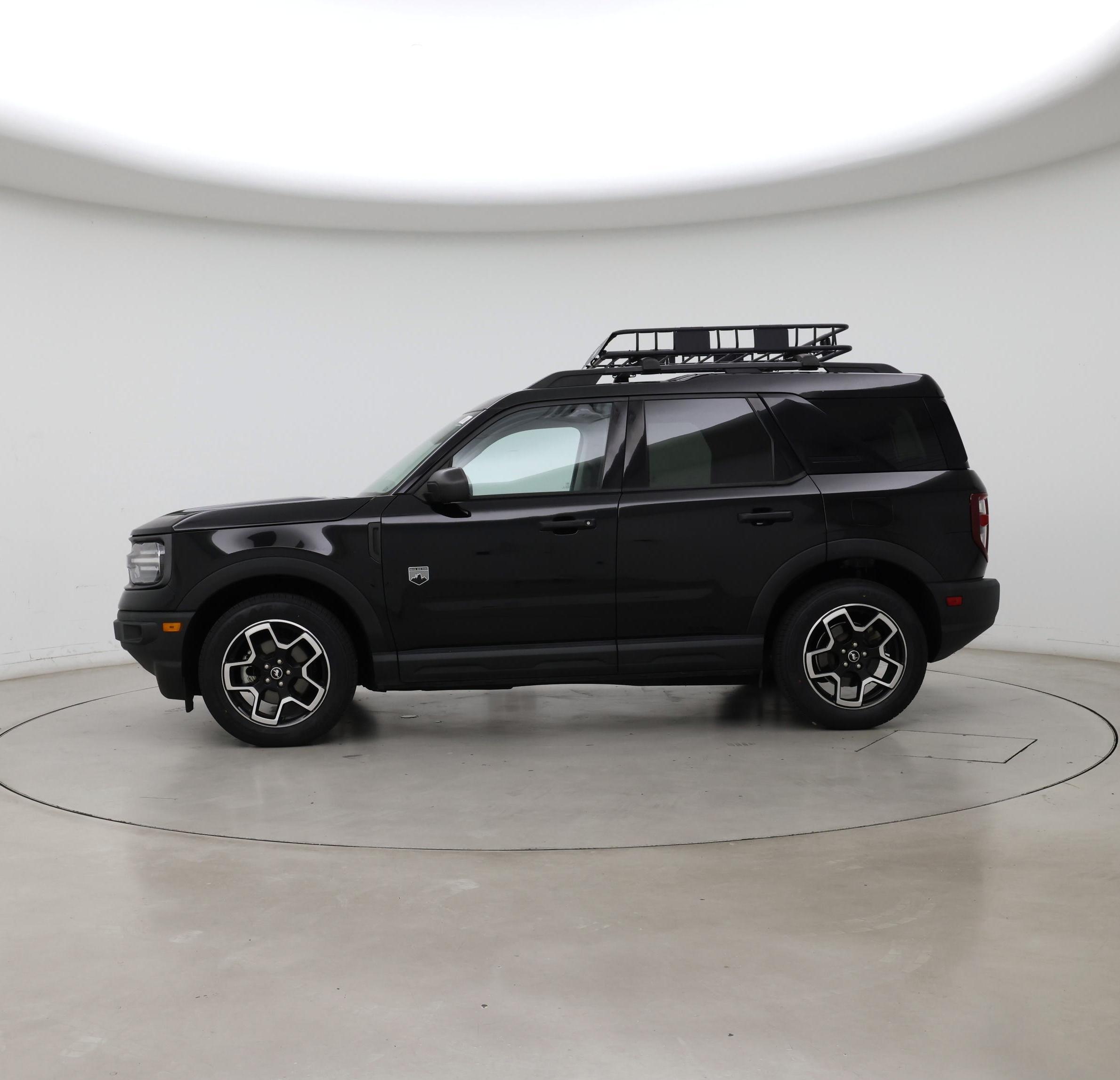 Thumbnail: 2021 Ford Bronco Sport - 3