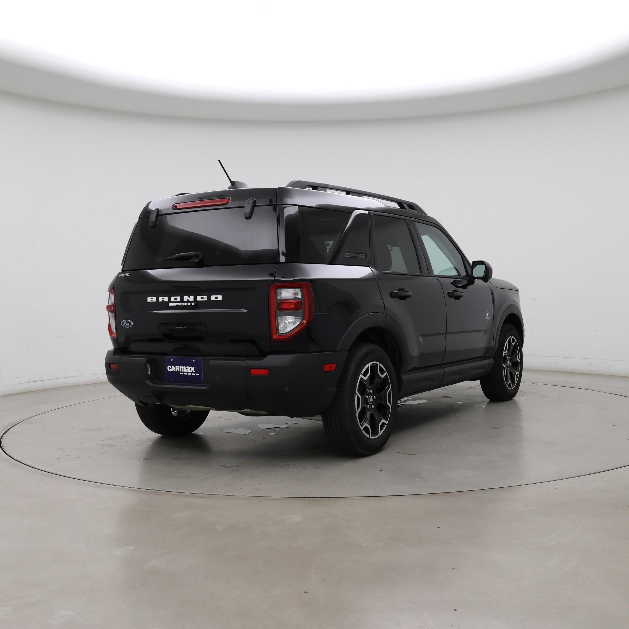 Thumbnail: 2025 Ford Bronco Sport - 8