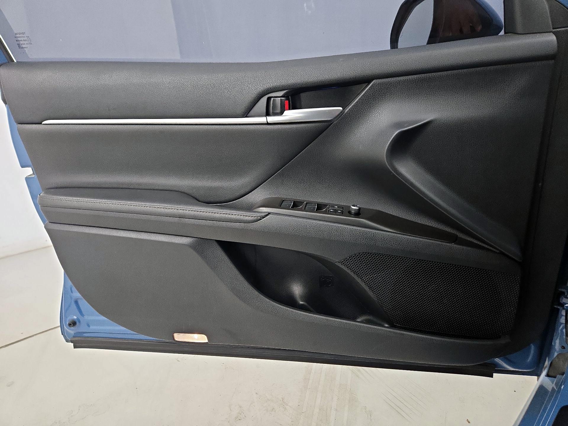 Thumbnail: 2024 Toyota Camry - 12