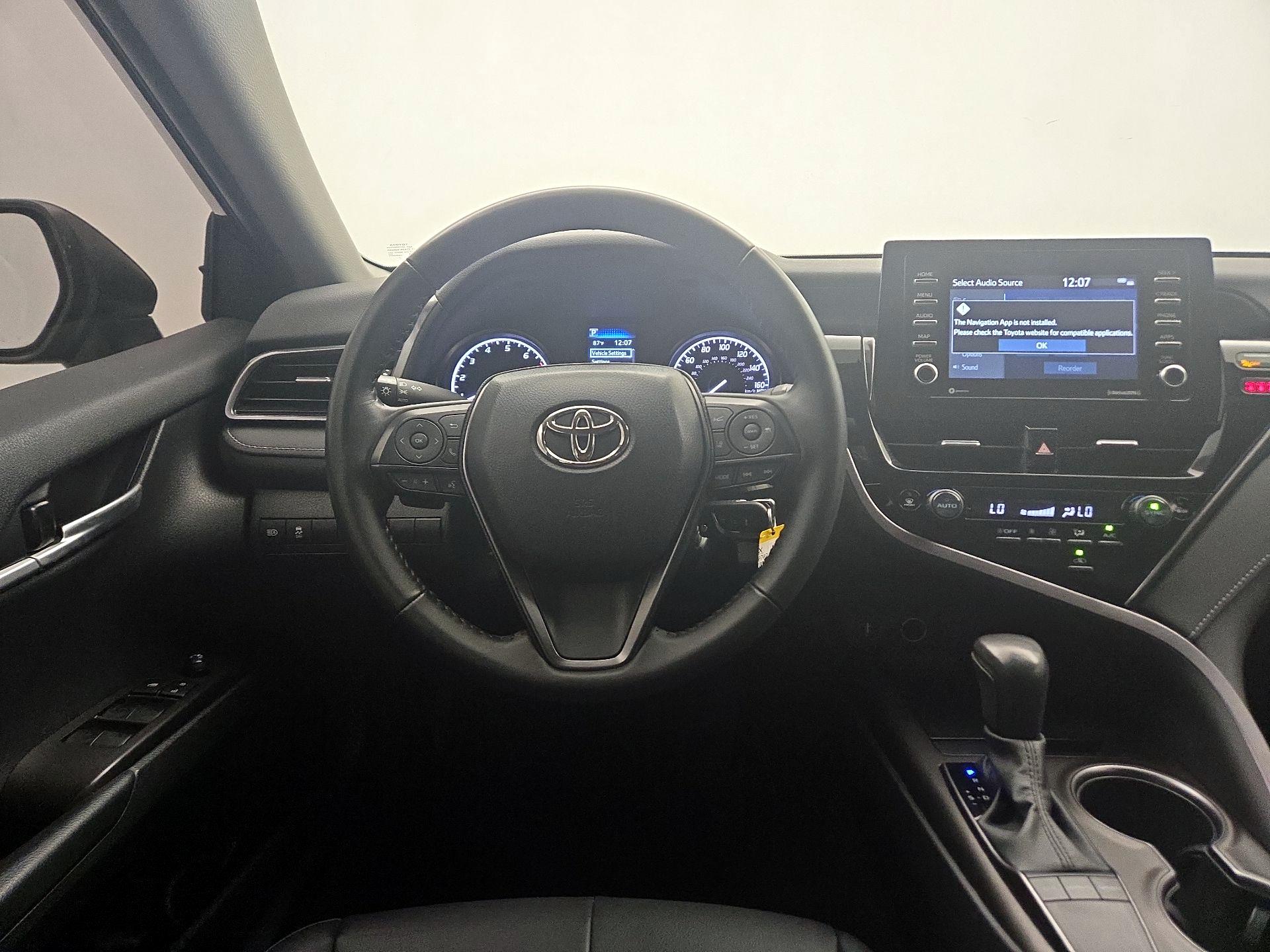 Thumbnail: 2023 Toyota Camry - 10