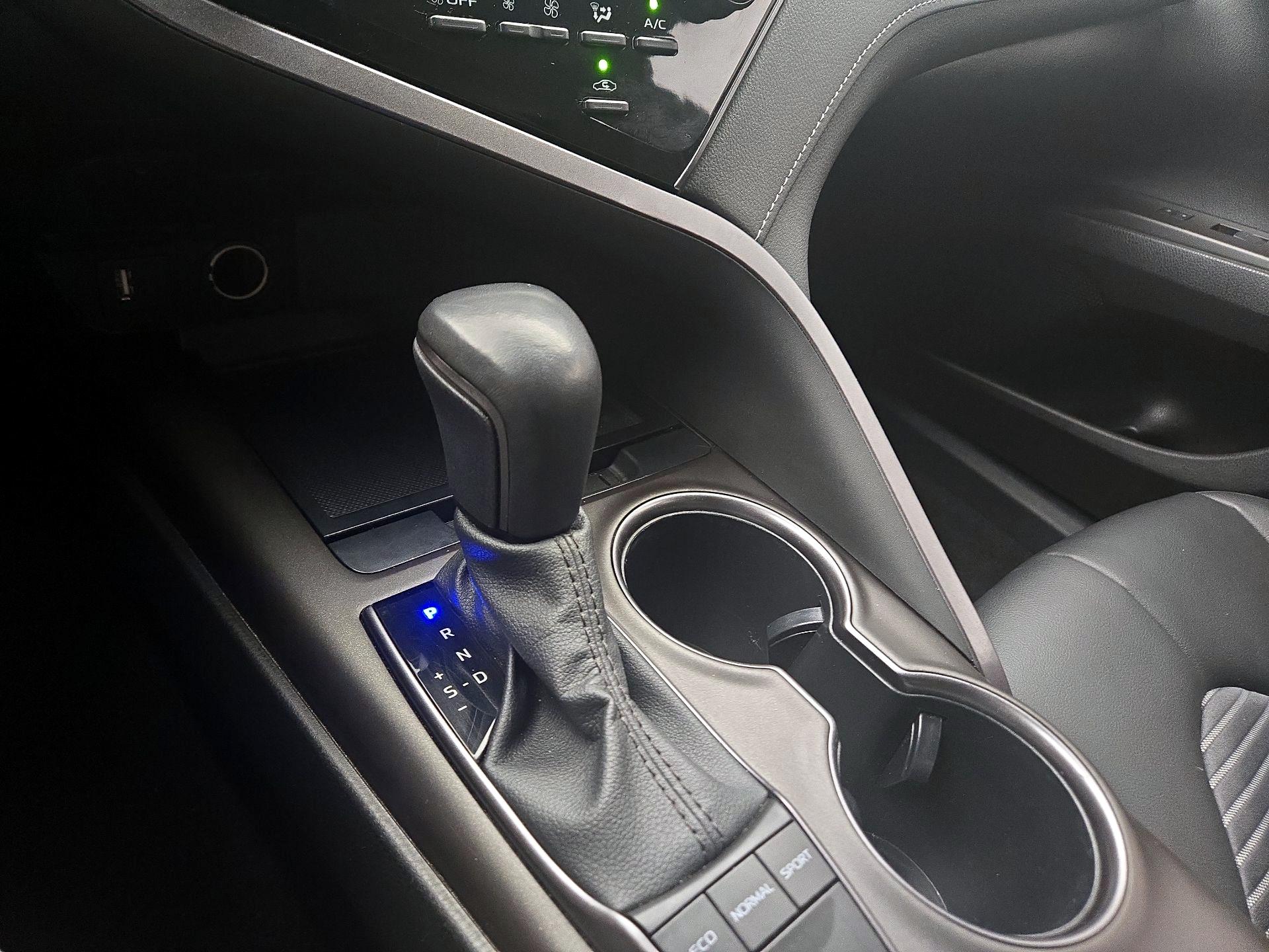 Thumbnail: 2023 Toyota Camry - 17