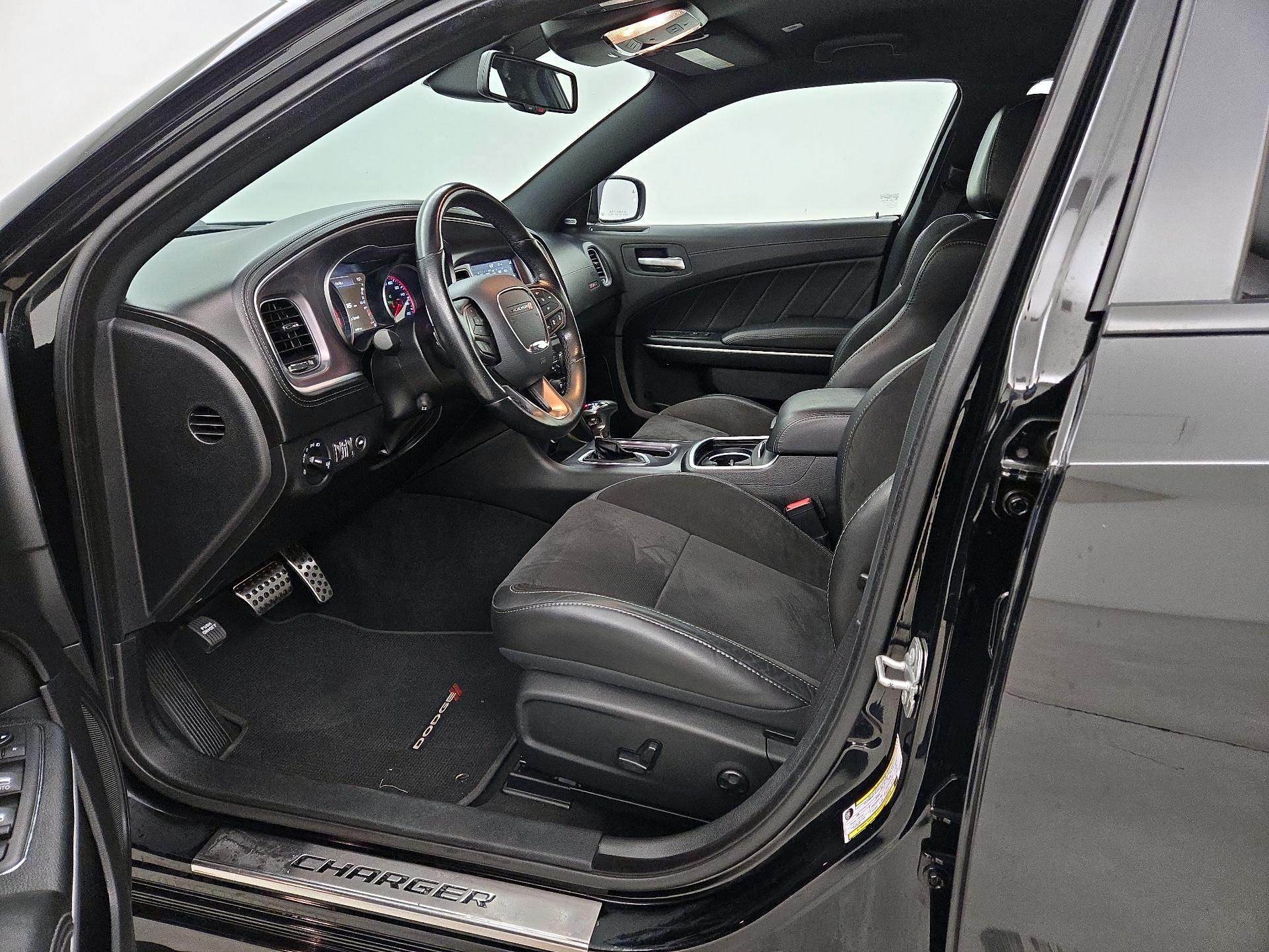 Thumbnail: 2020 Dodge Charger - 11