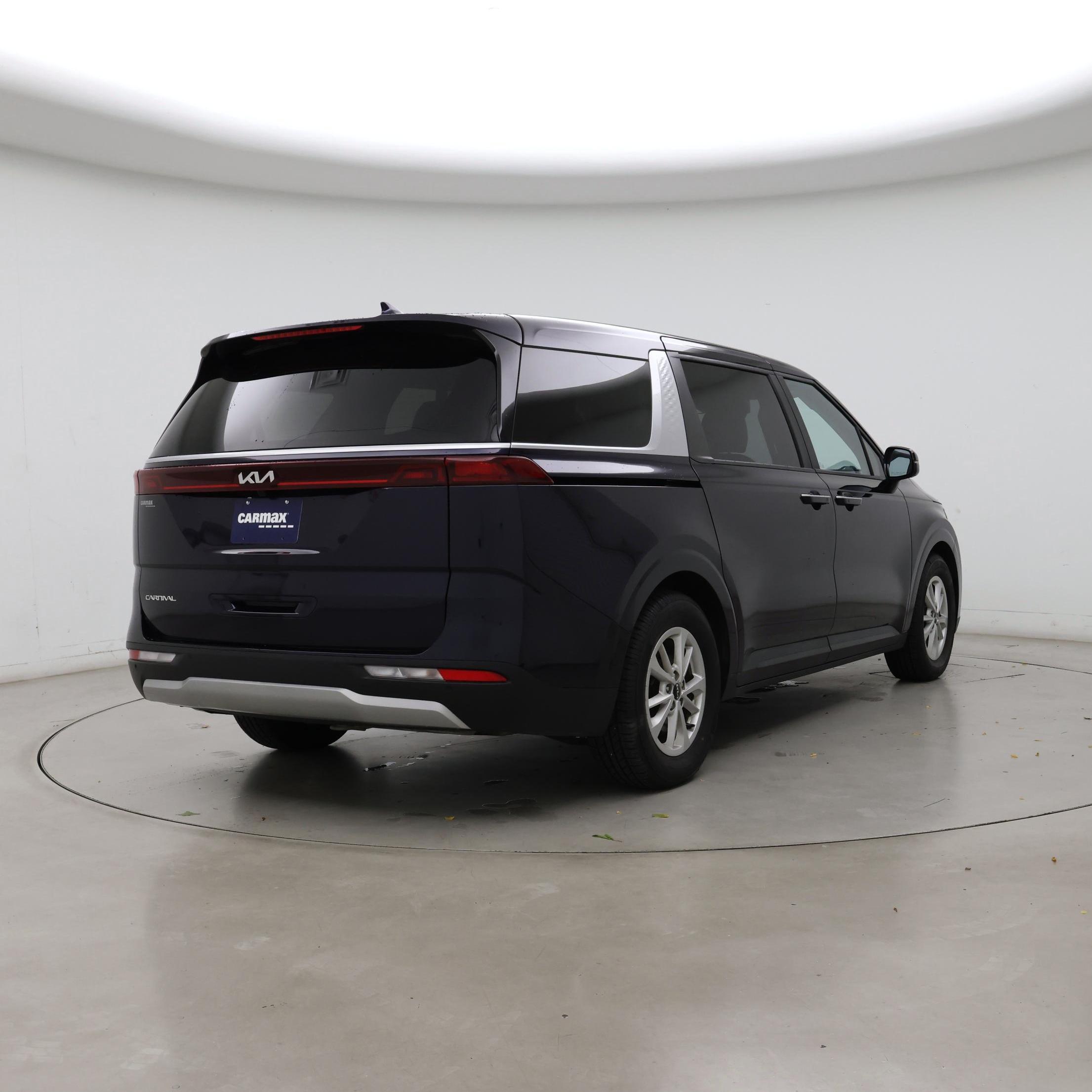 Thumbnail: 2024 Kia Carnival - 8