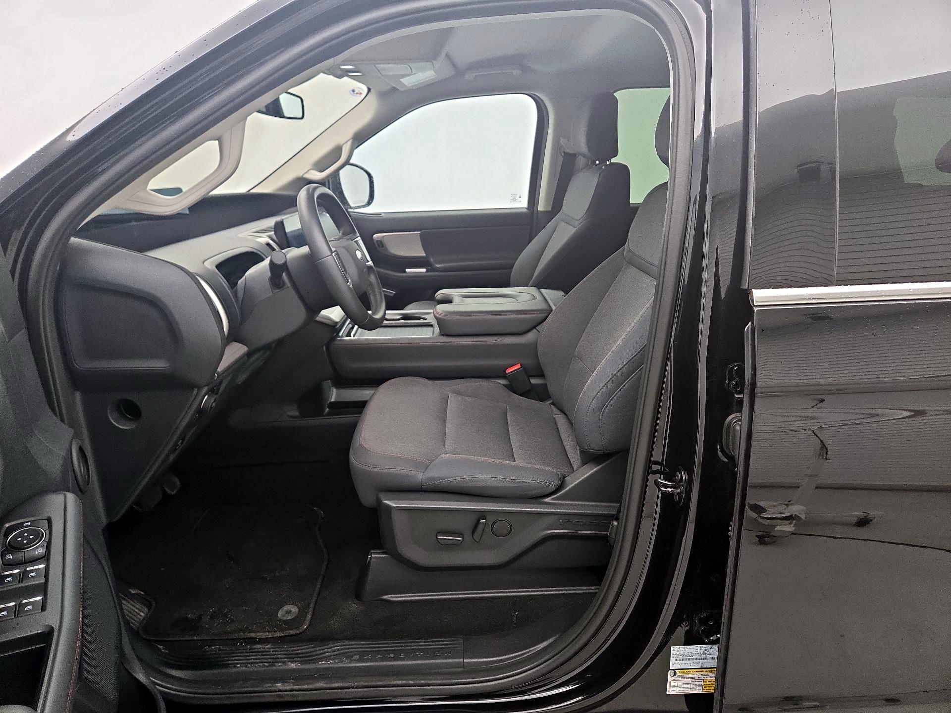Thumbnail: 2025 Ford Expedition - 11