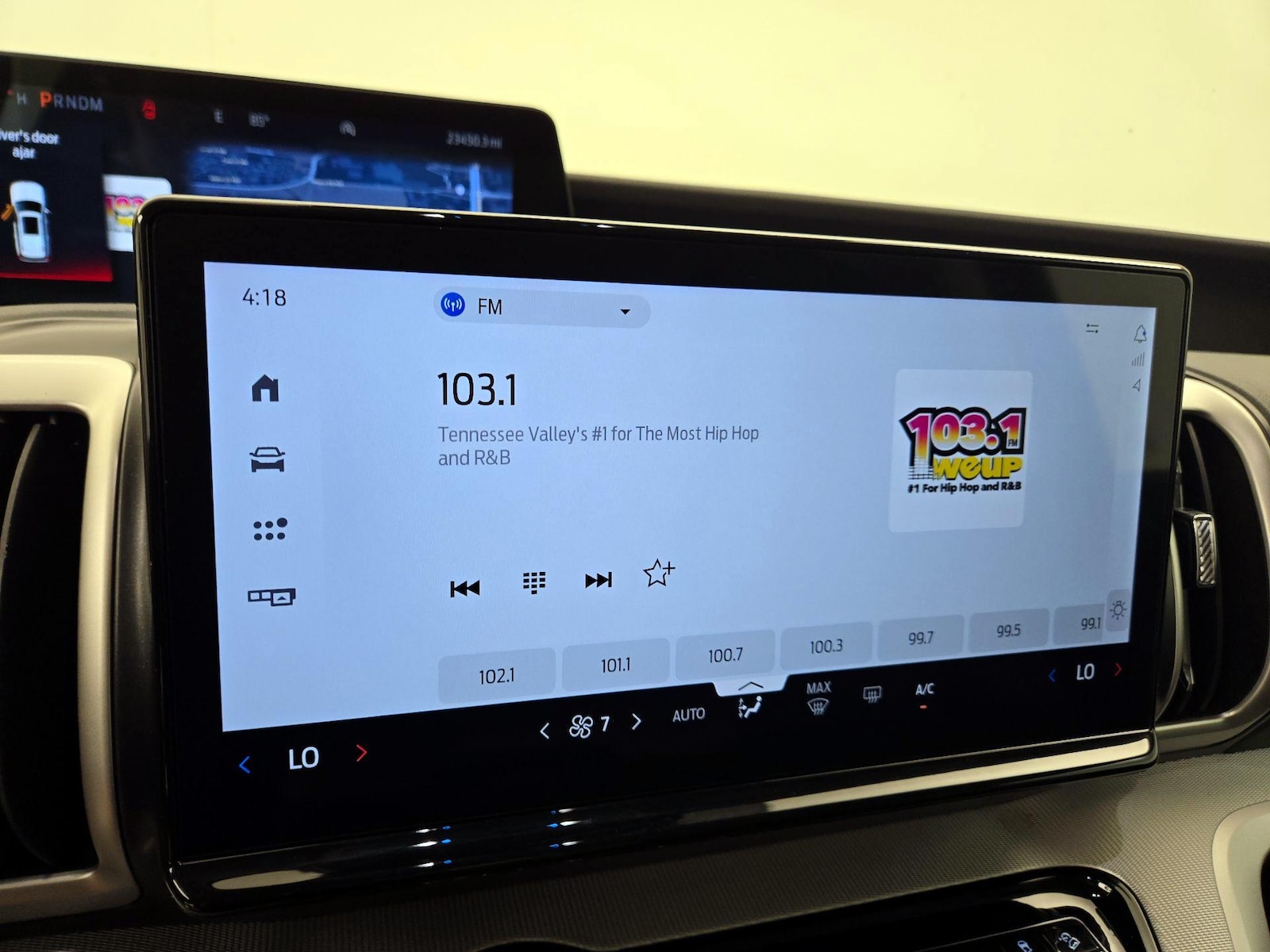 2025 Ford Expedition Active - Photo 17
