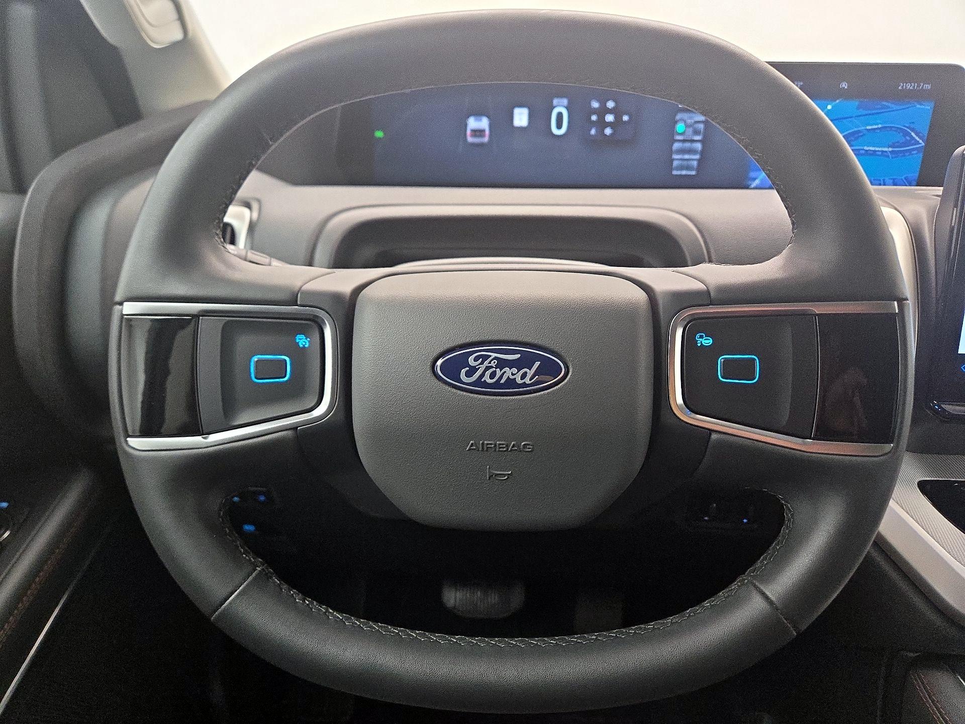 Thumbnail: 2025 Ford Expedition - 10