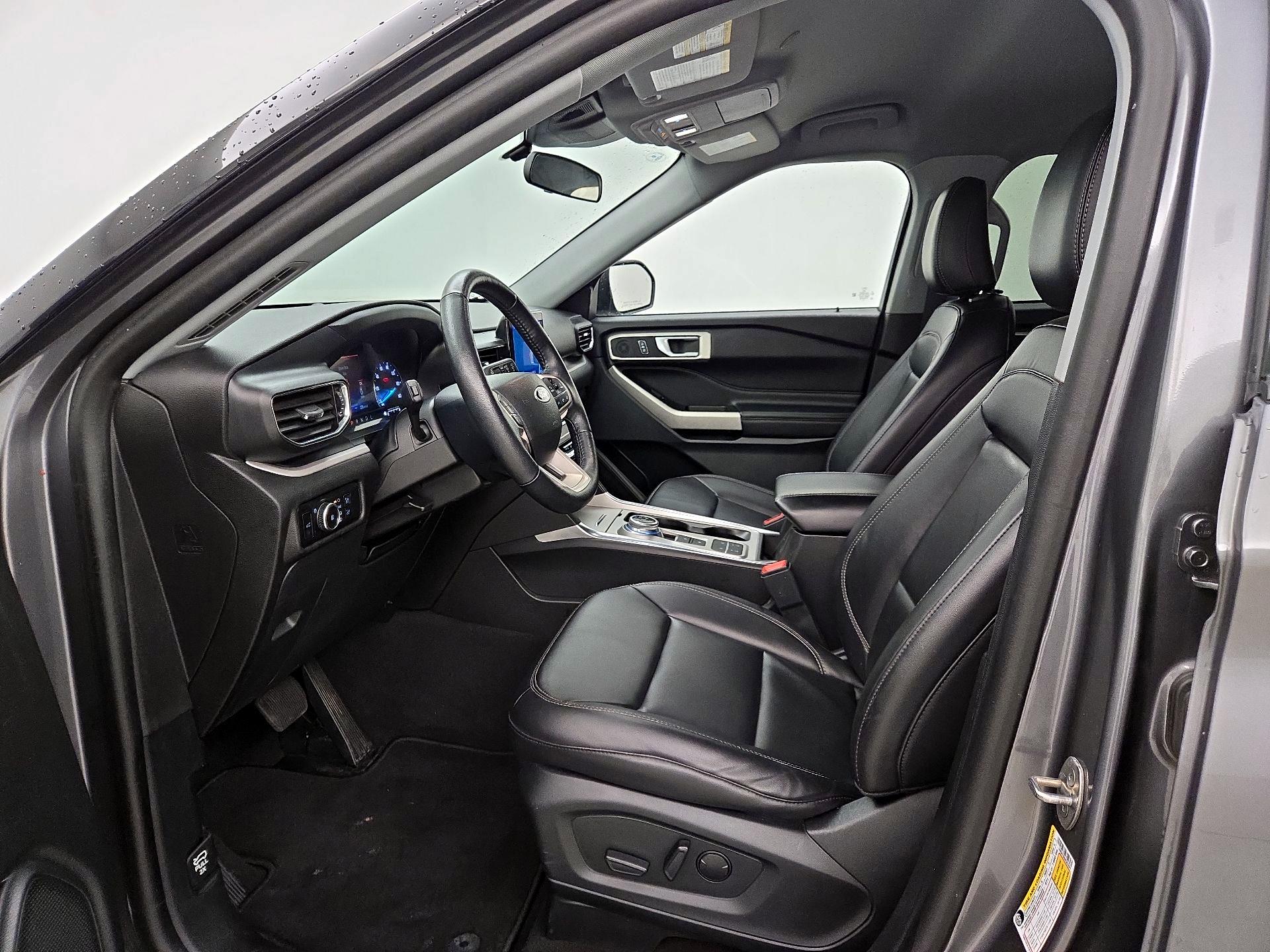 Thumbnail: 2023 Ford Explorer - 11