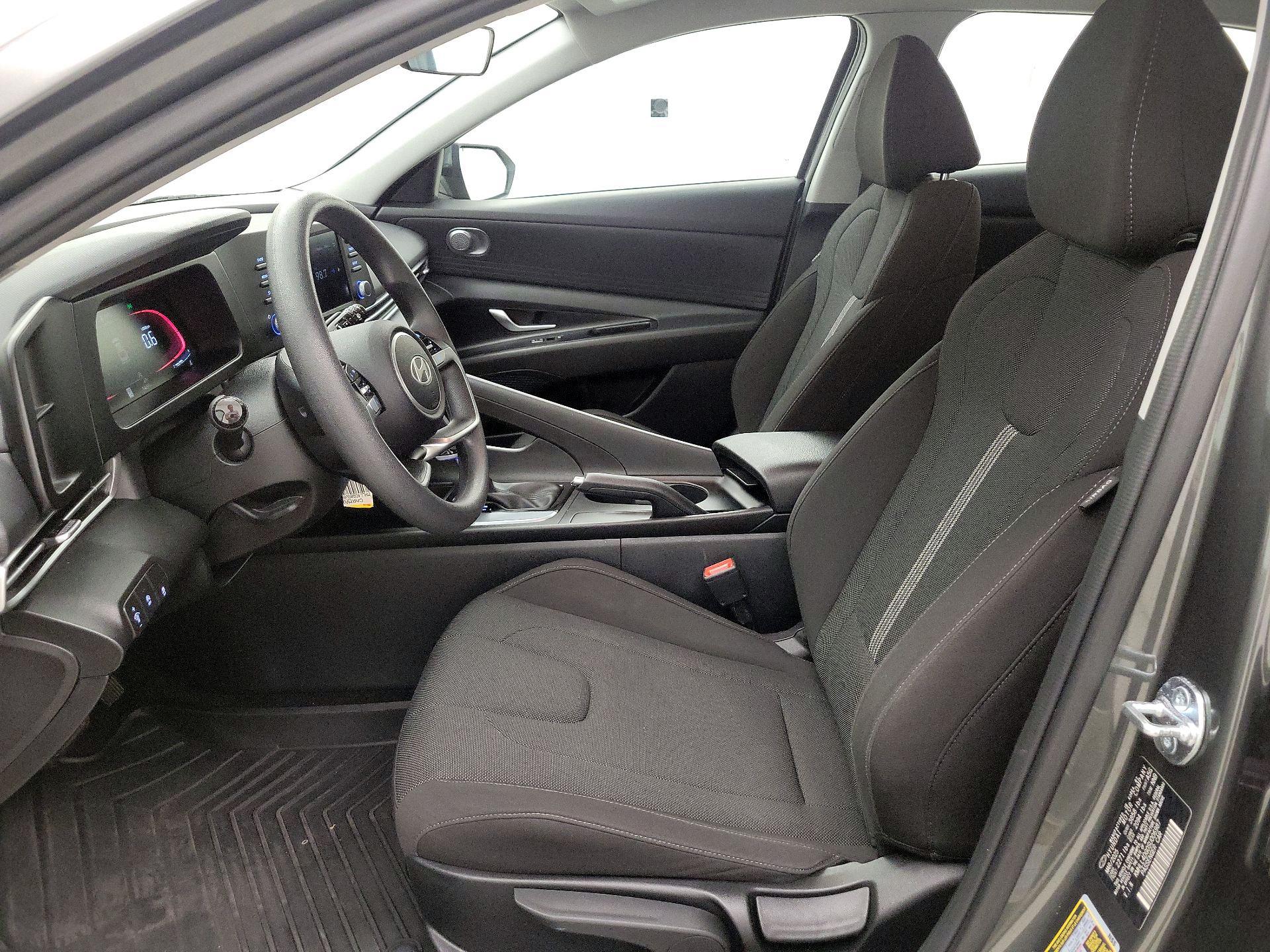 Thumbnail: 2025 Hyundai Elantra - 11