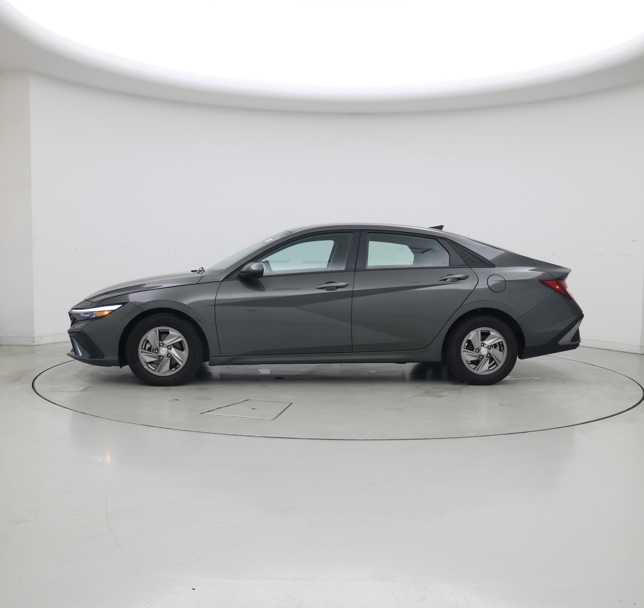 Thumbnail: 2025 Hyundai Elantra - 3