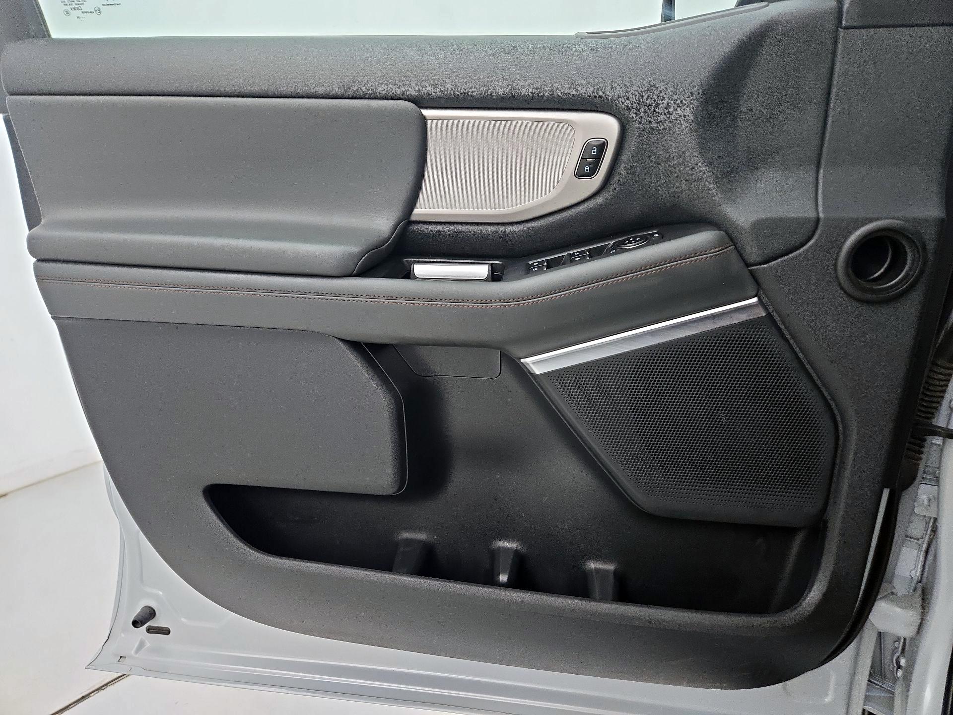 Thumbnail: 2025 Ford Expedition - 12