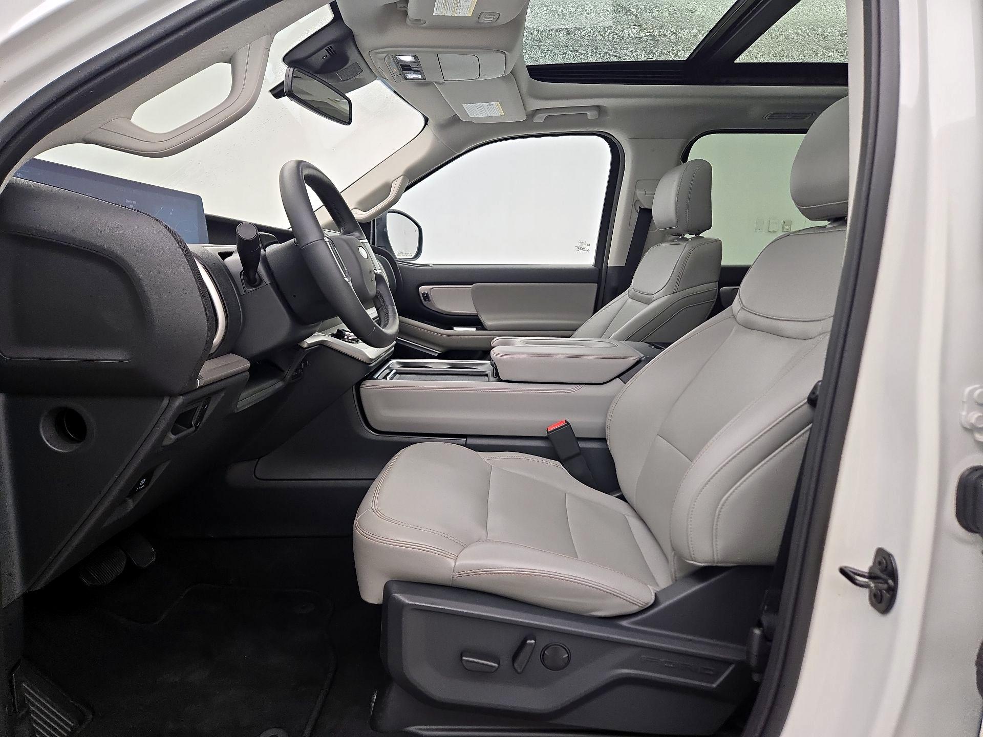 Thumbnail: 2025 Ford Expedition - 11