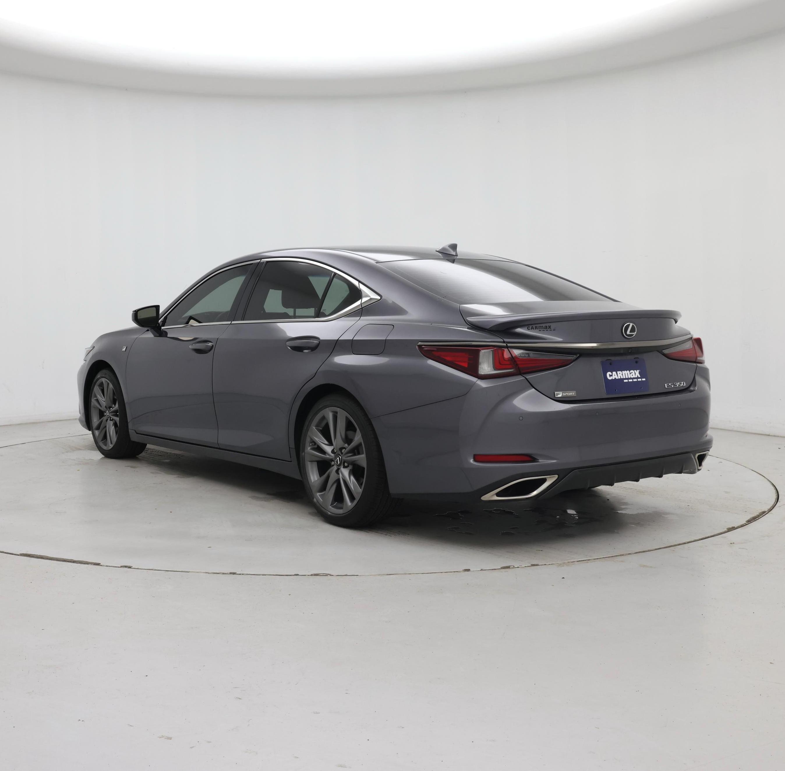 Thumbnail: 2021 Lexus ES - 2