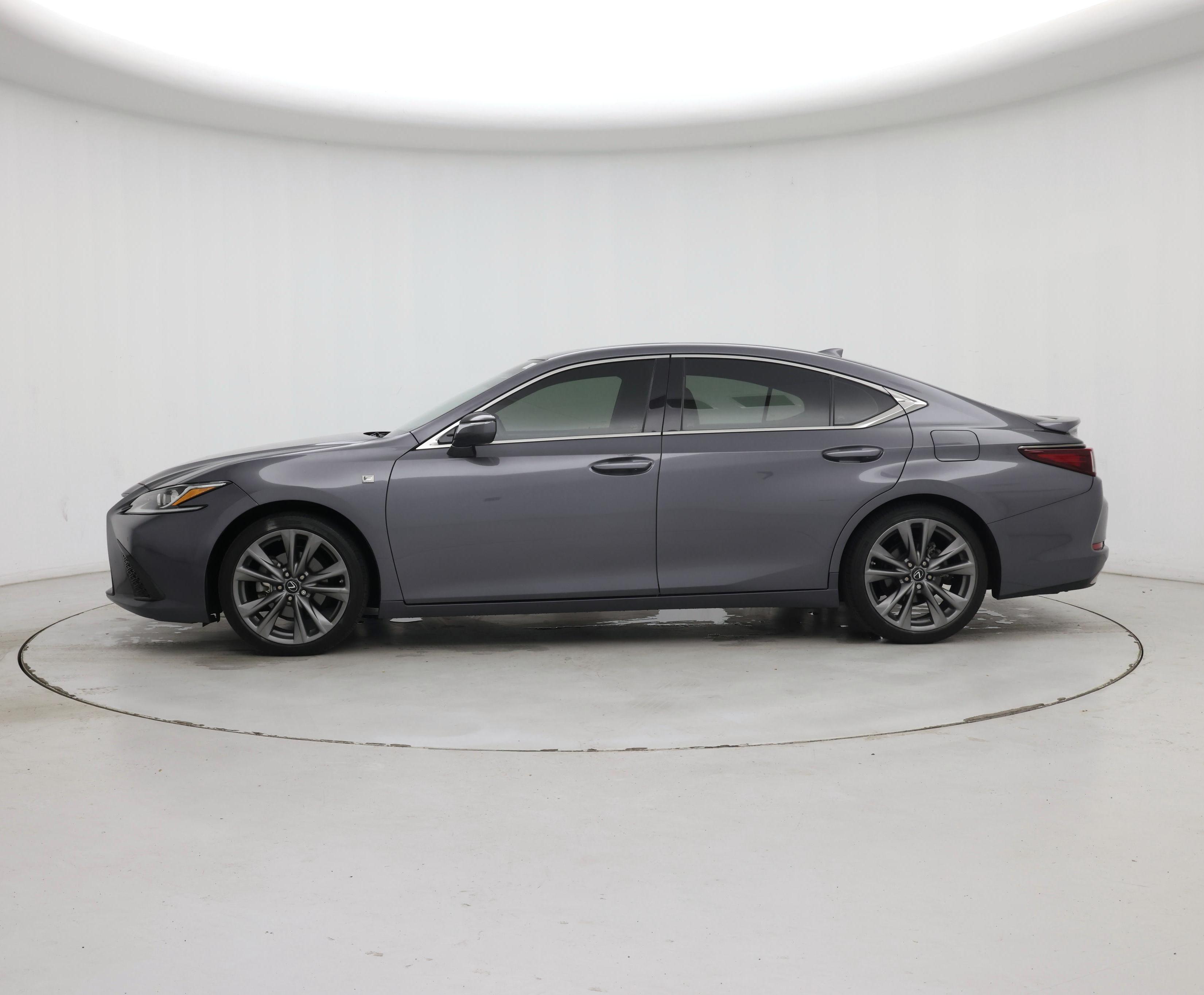 Thumbnail: 2021 Lexus ES - 3