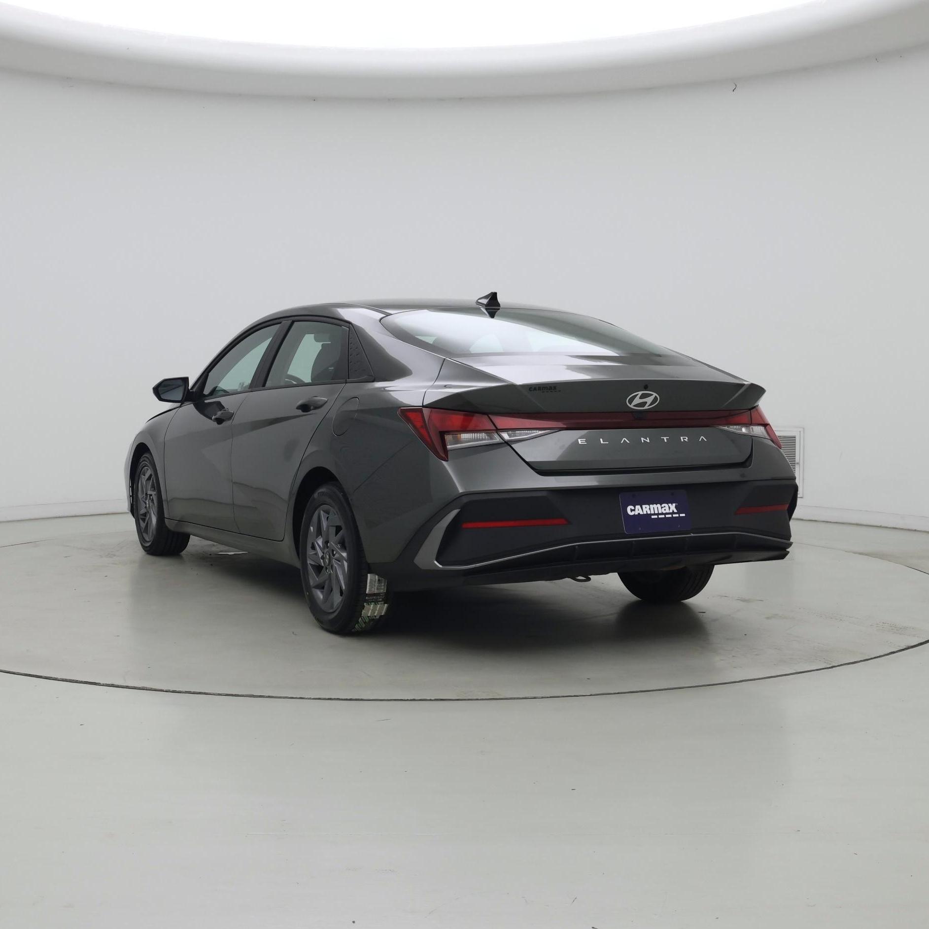 Thumbnail: 2024 Hyundai Elantra - 2