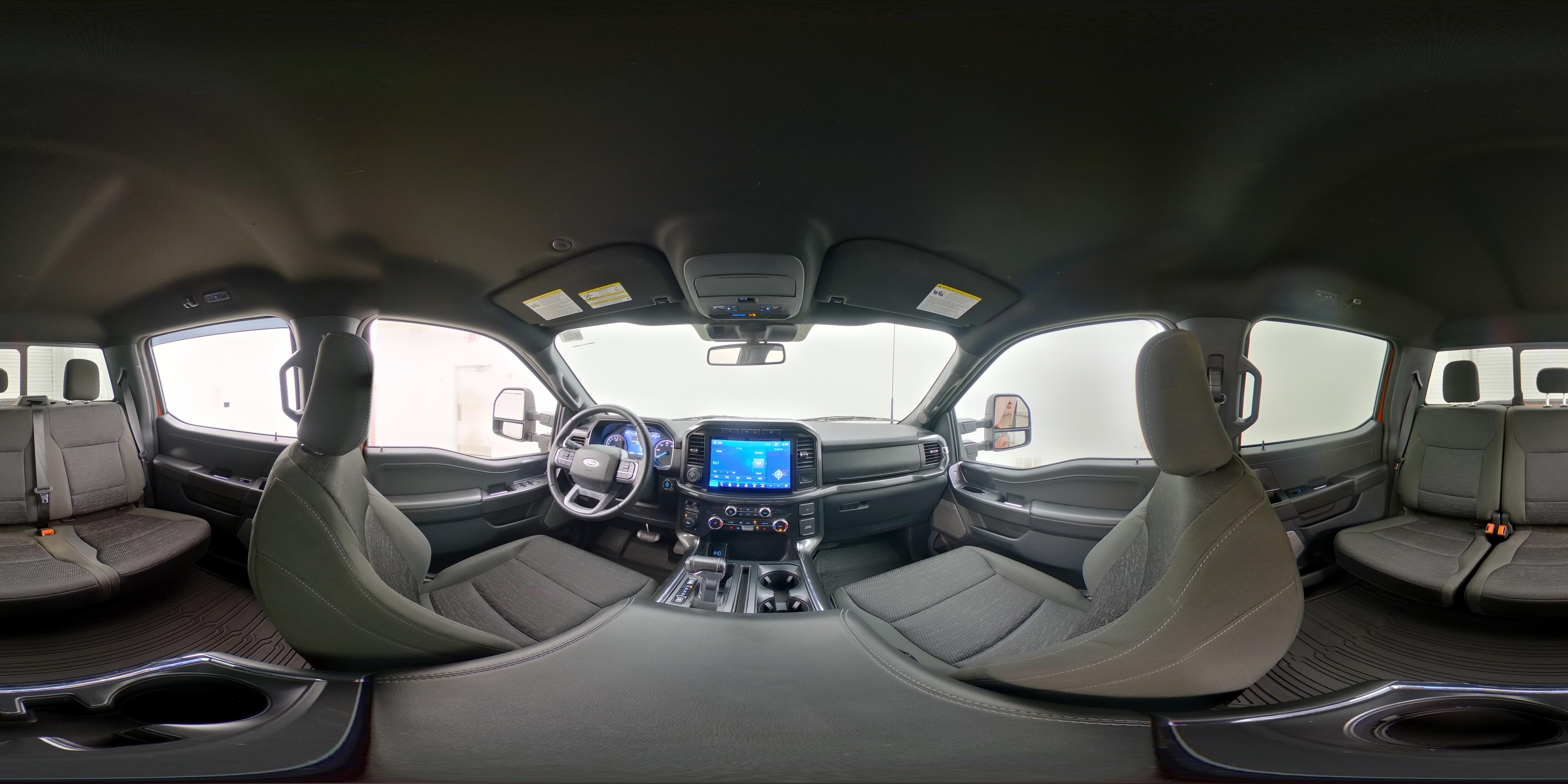 2023 Ford F-150 XLT - Photo 25