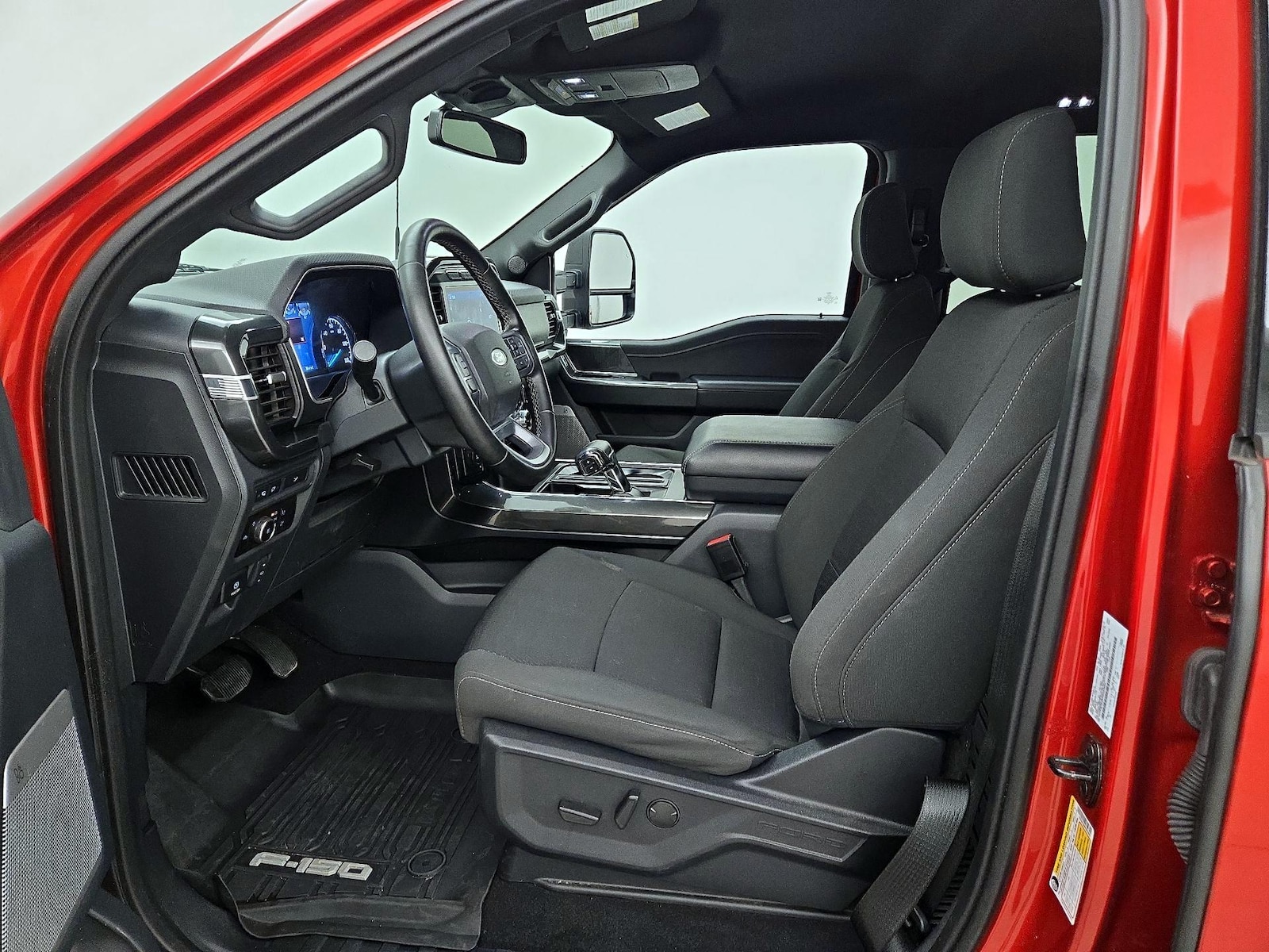 2023 Ford F-150 XLT - Photo 12