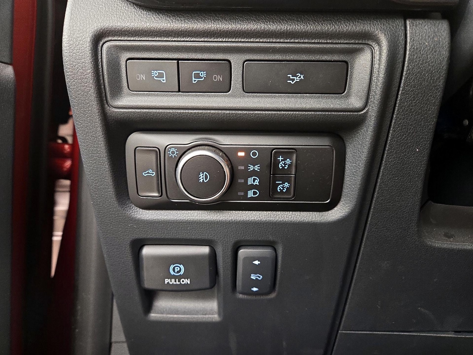 2023 Ford F-150 XLT - Photo 14