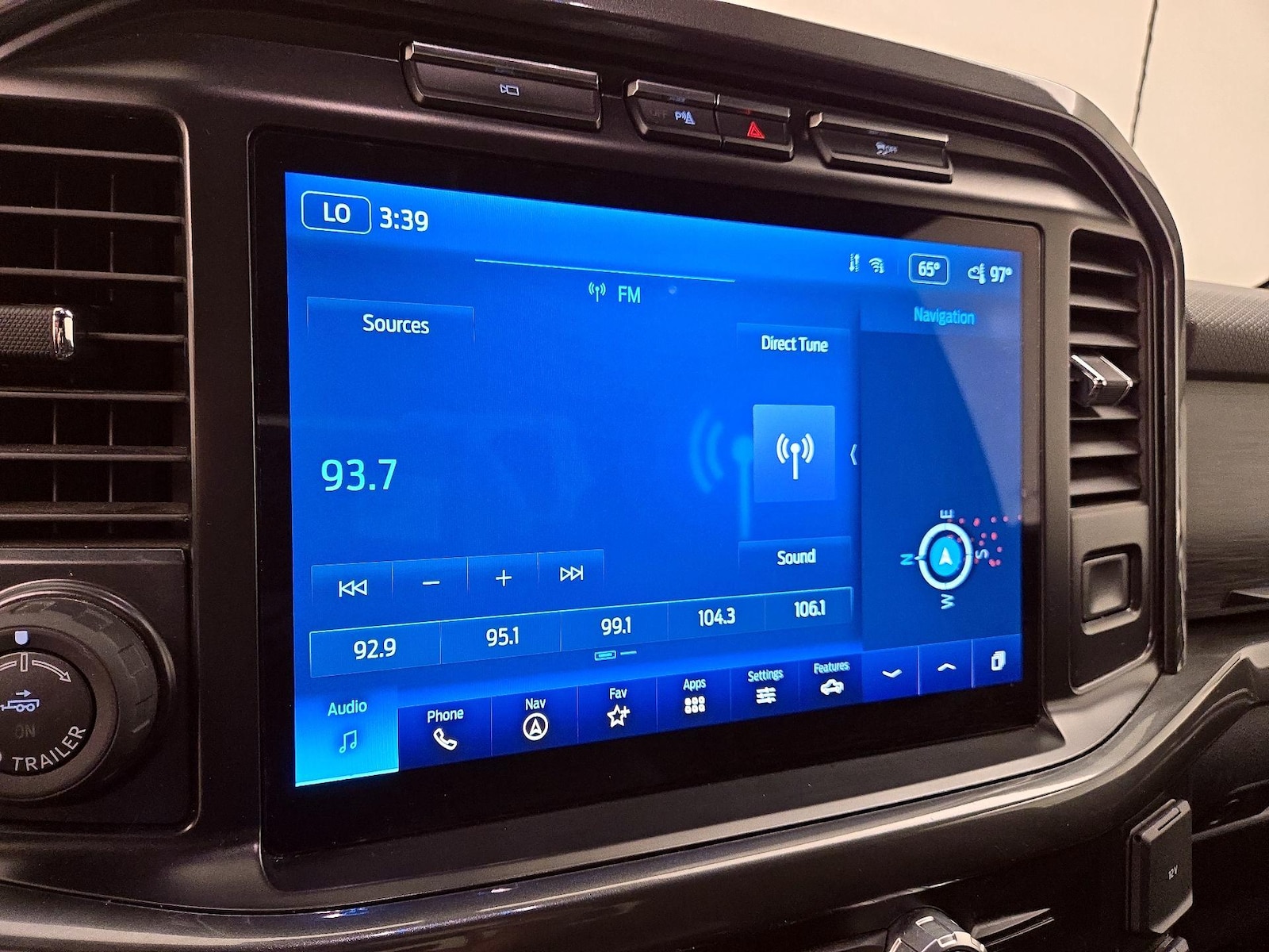2023 Ford F-150 XLT - Photo 17