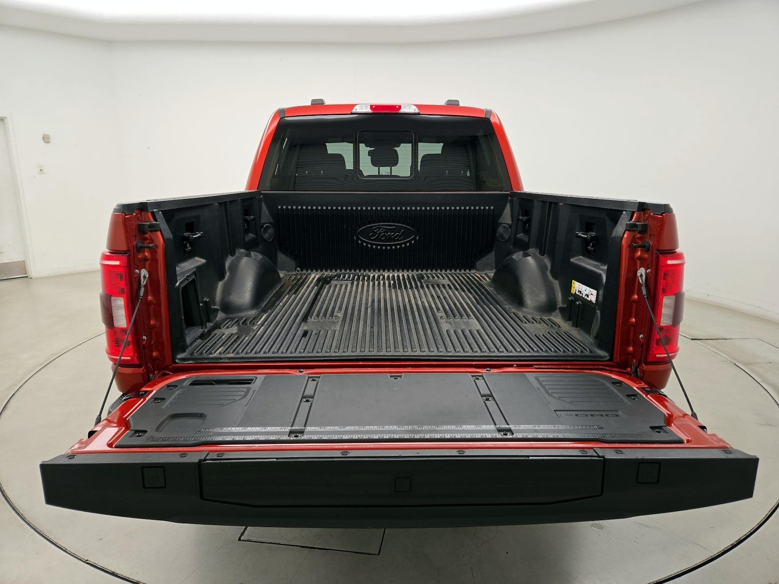 2023 Ford F-150 XLT - Photo 22