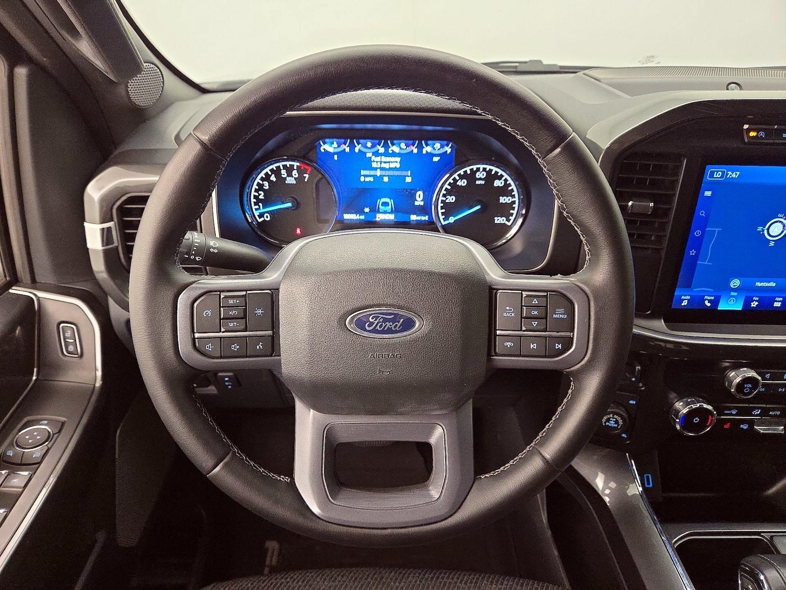 2023 Ford F-150 XLT - Photo 11