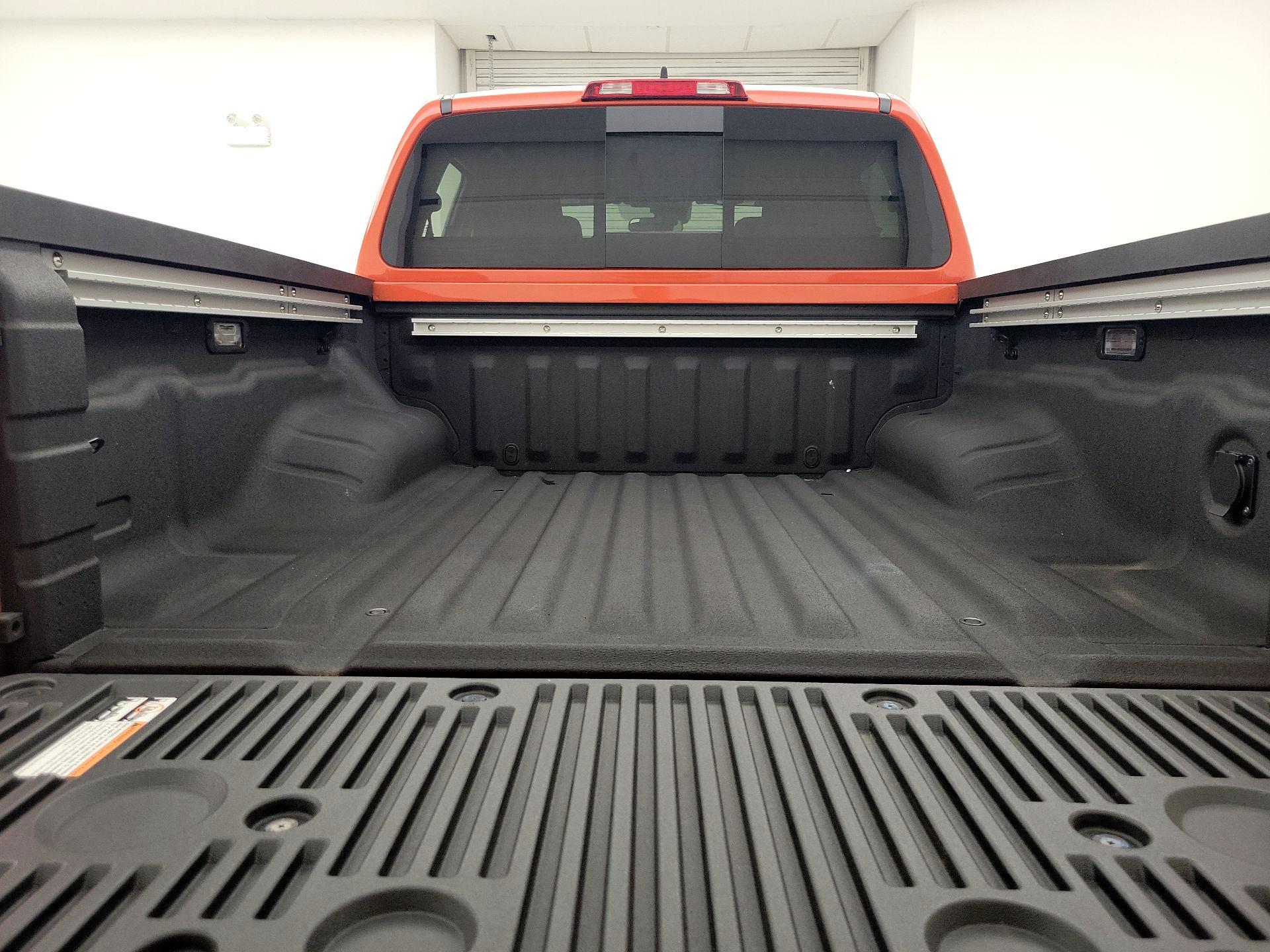 Thumbnail: 2025 Nissan Frontier - 20