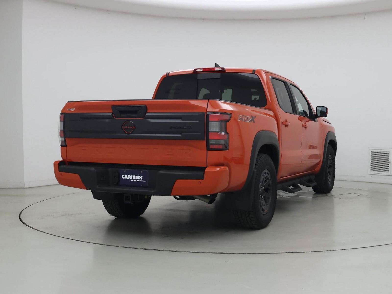 2025 Nissan Frontier PRO-X - Photo 9