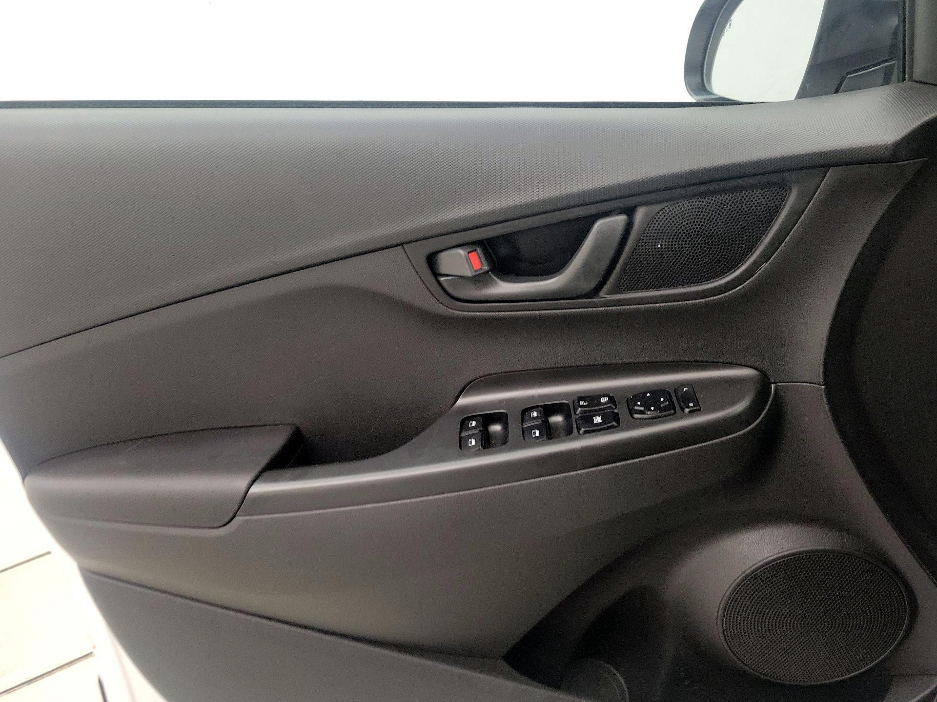 Thumbnail: 2023 Hyundai Kona - 12