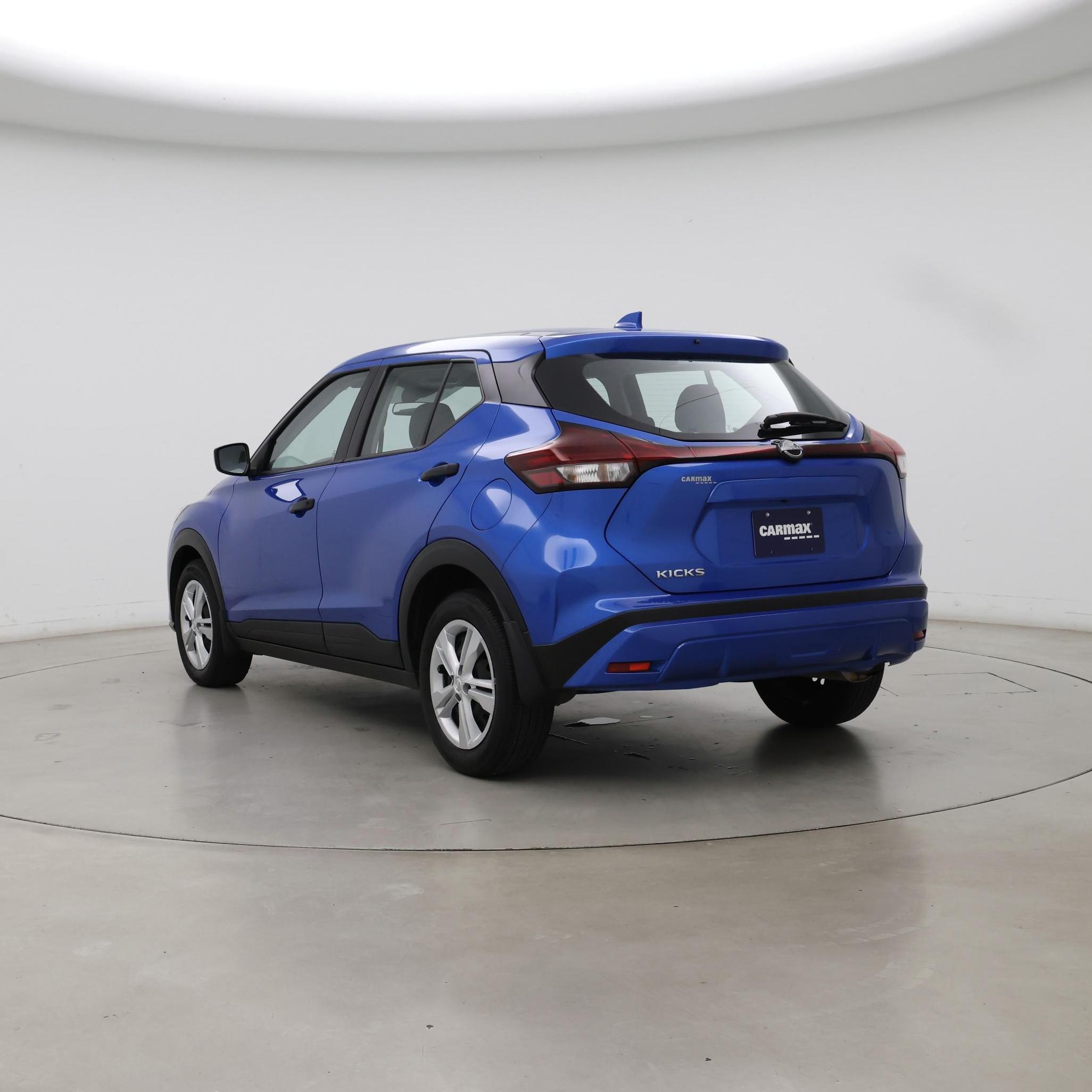 Thumbnail: 2025 Nissan Kicks - 2