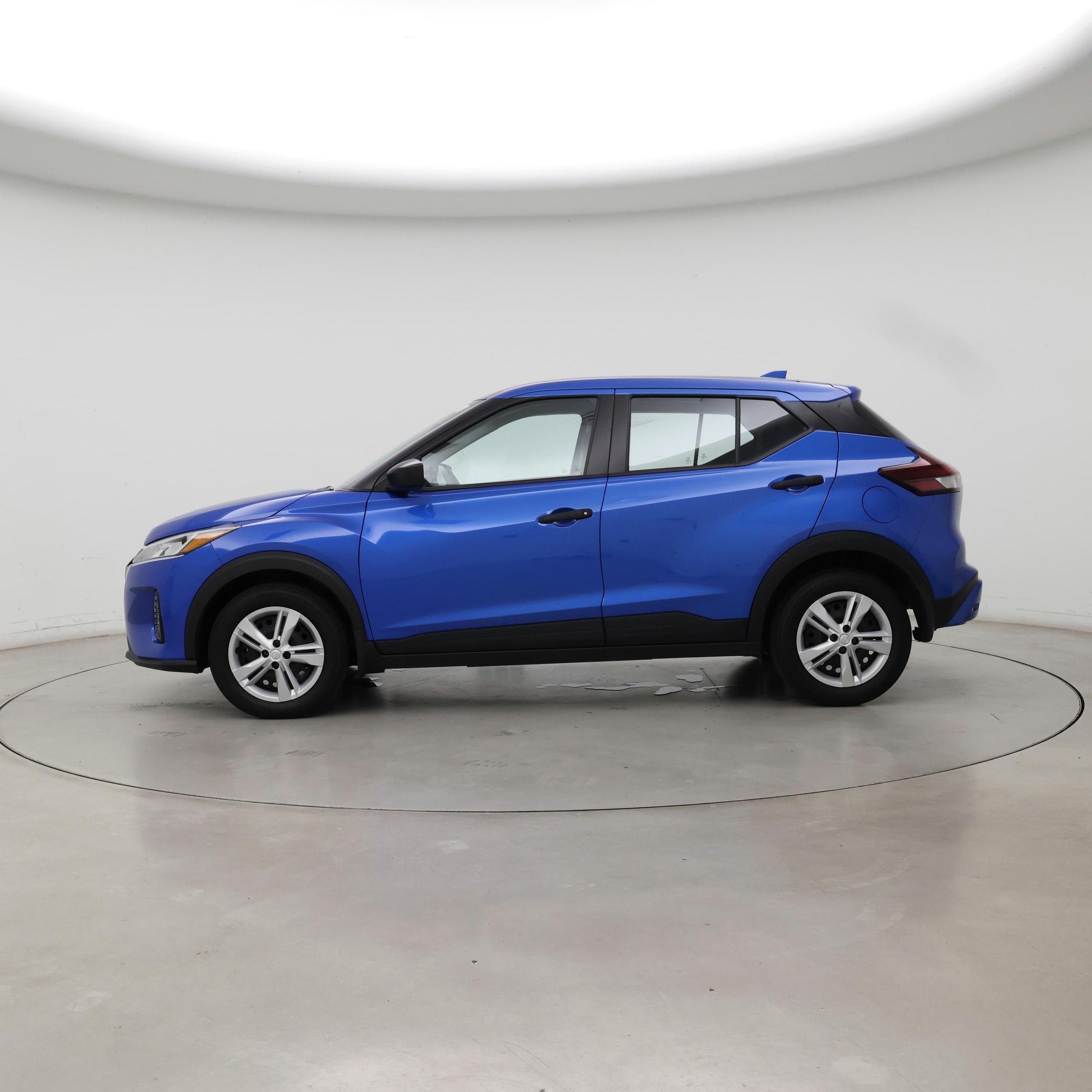 Thumbnail: 2025 Nissan Kicks - 3