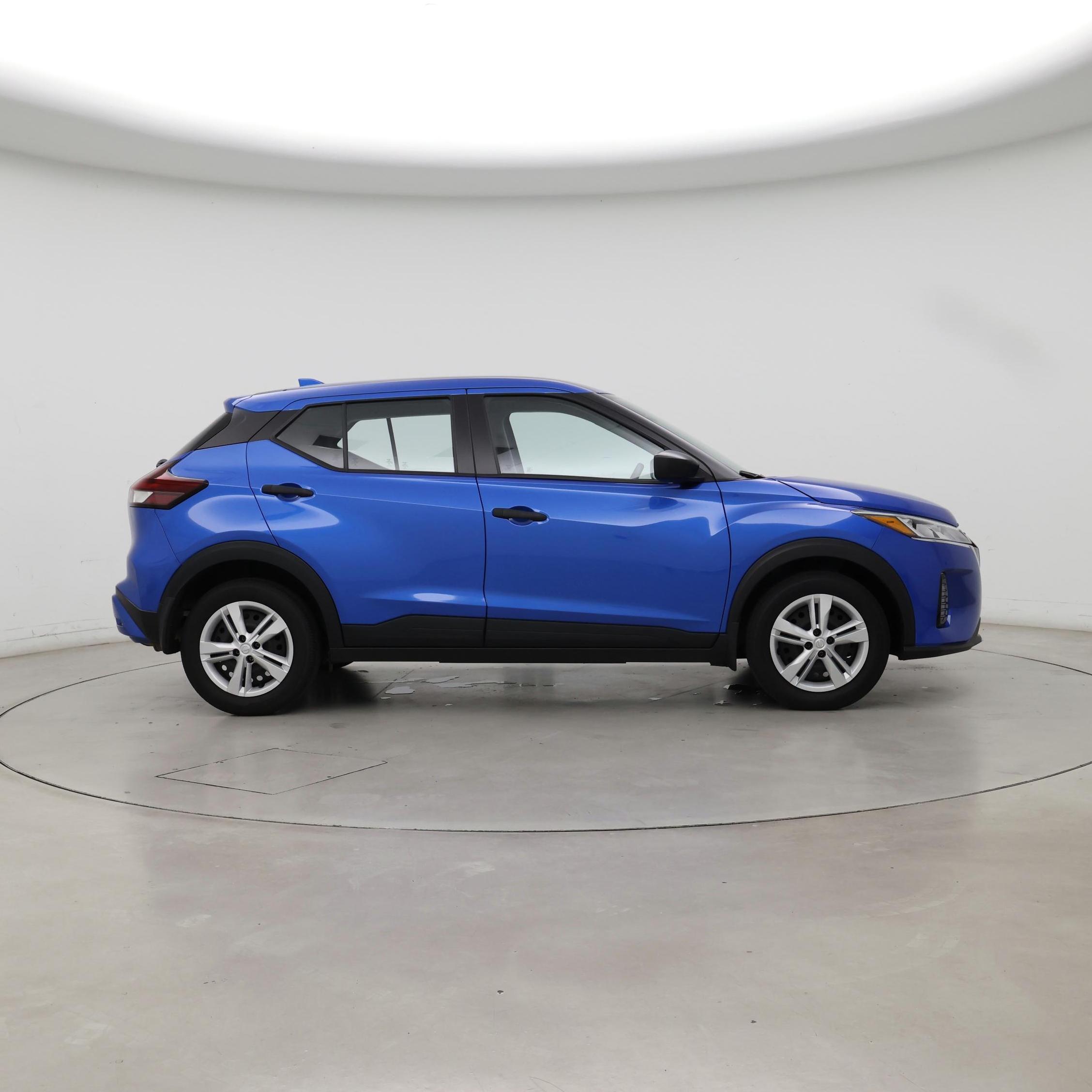Thumbnail: 2025 Nissan Kicks - 7