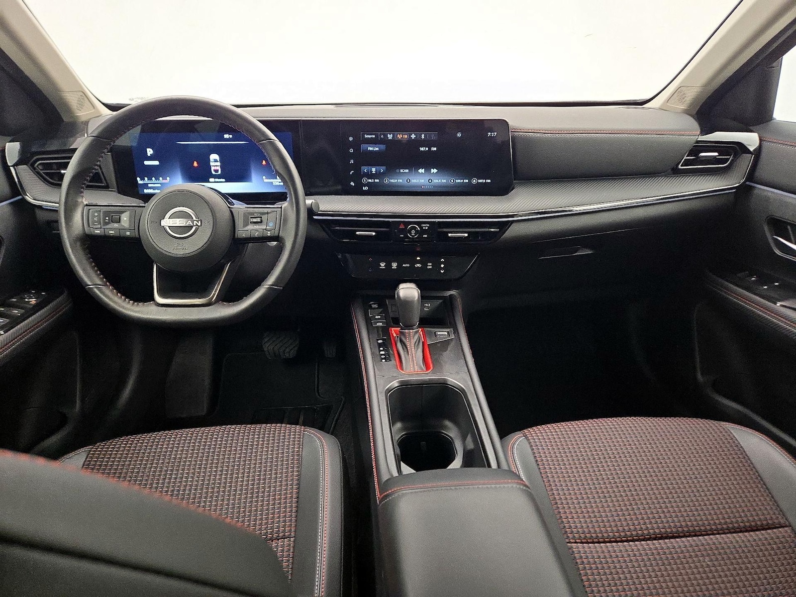 2025 Nissan Kicks SR - Photo 10