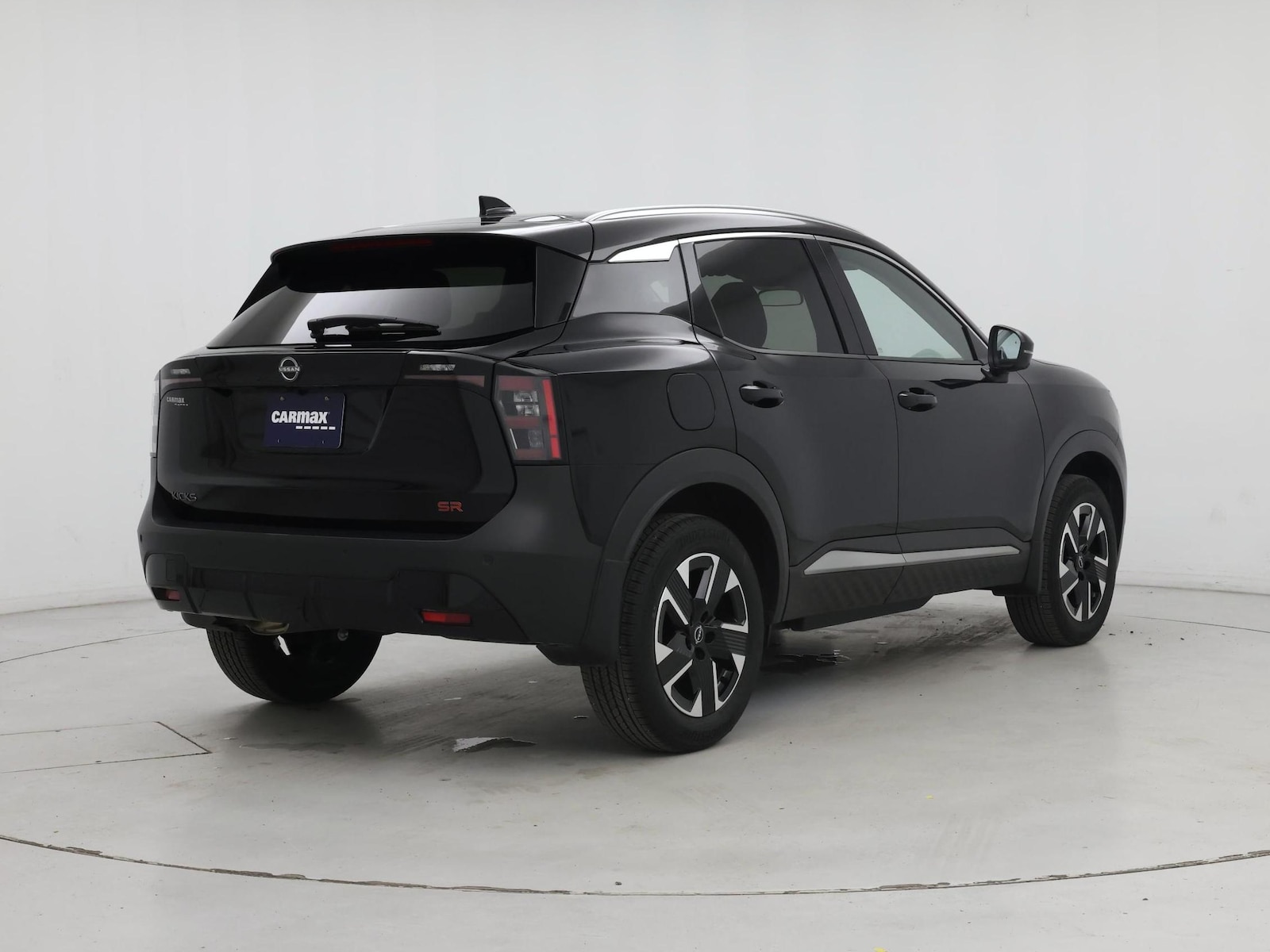 2025 Nissan Kicks SR - Photo 9