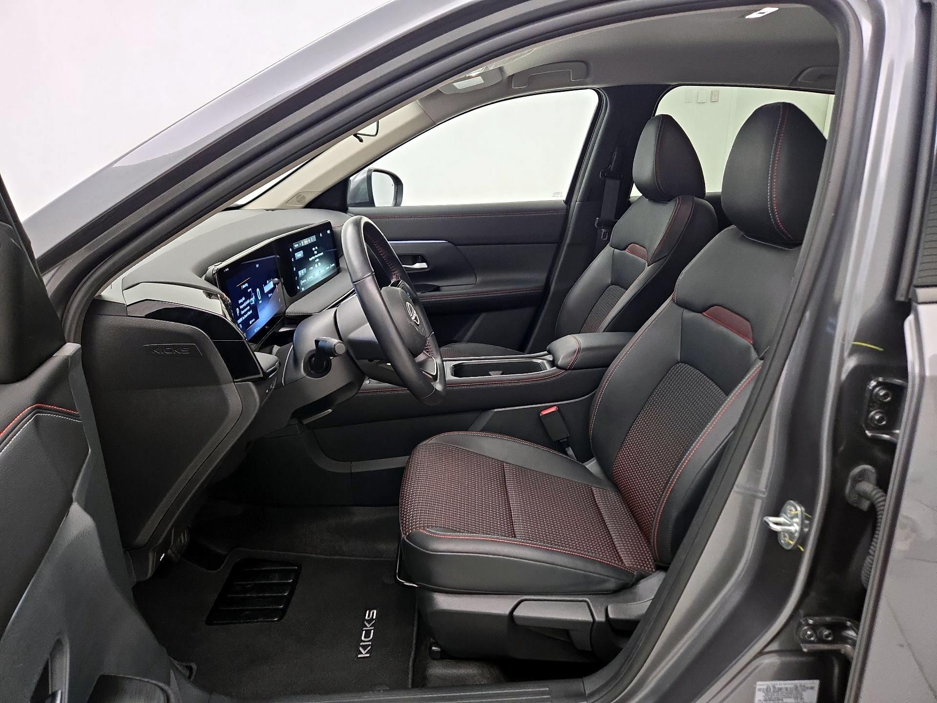 Thumbnail: 2025 Nissan Kicks - 11