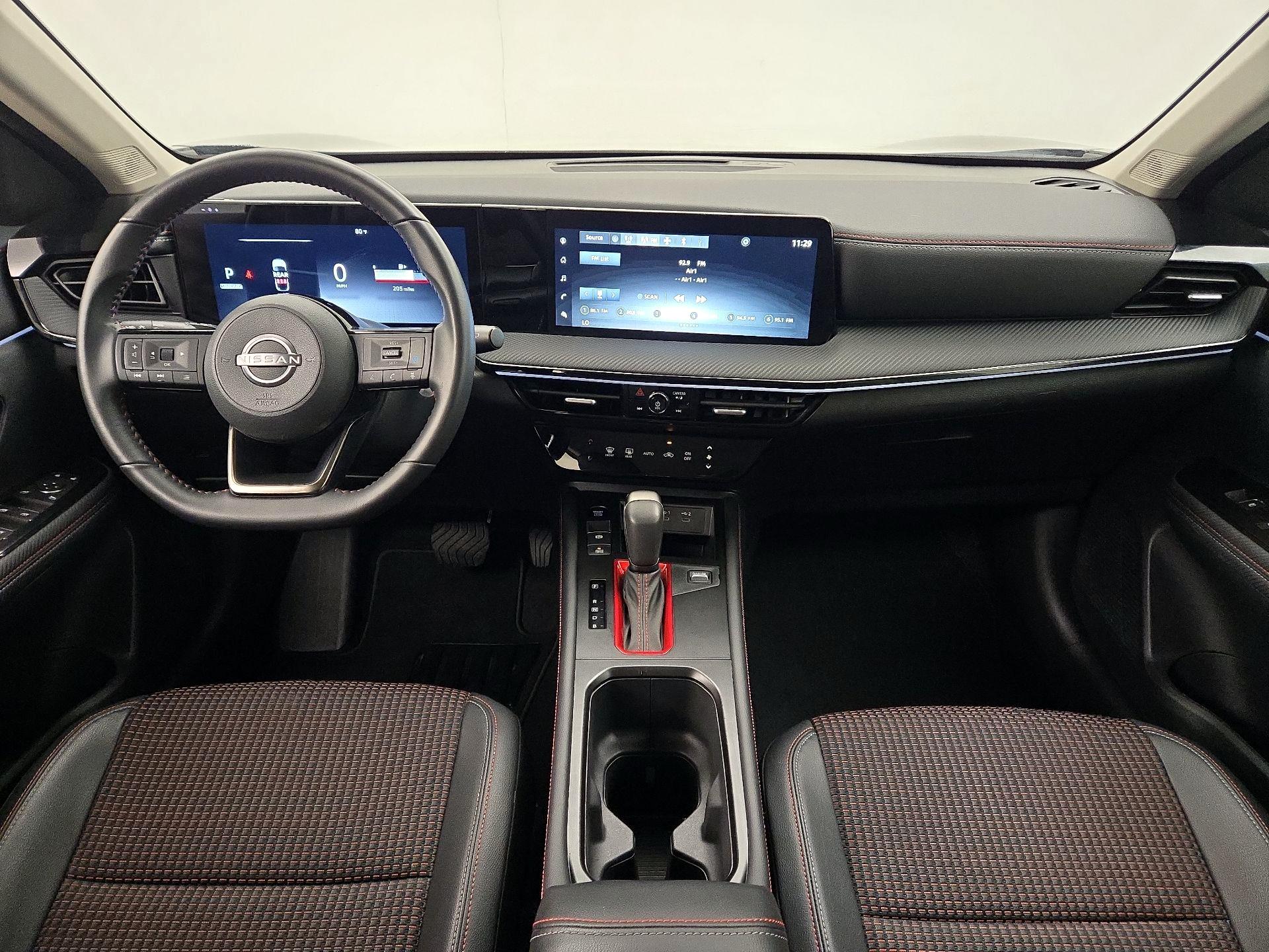 Thumbnail: 2025 Nissan Kicks - 9