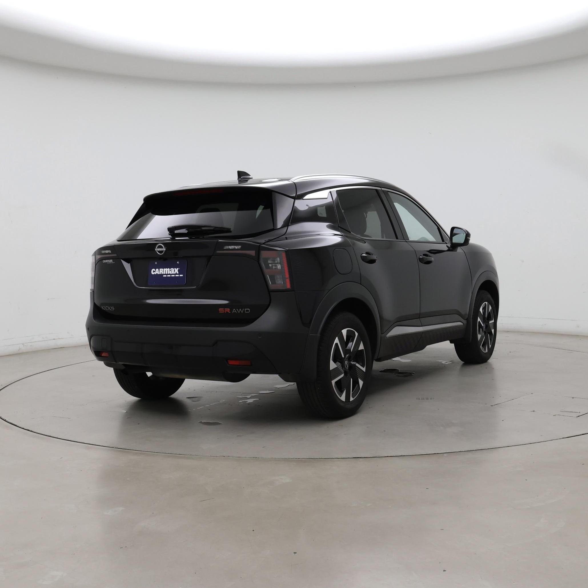 Thumbnail: 2025 Nissan Kicks - 8