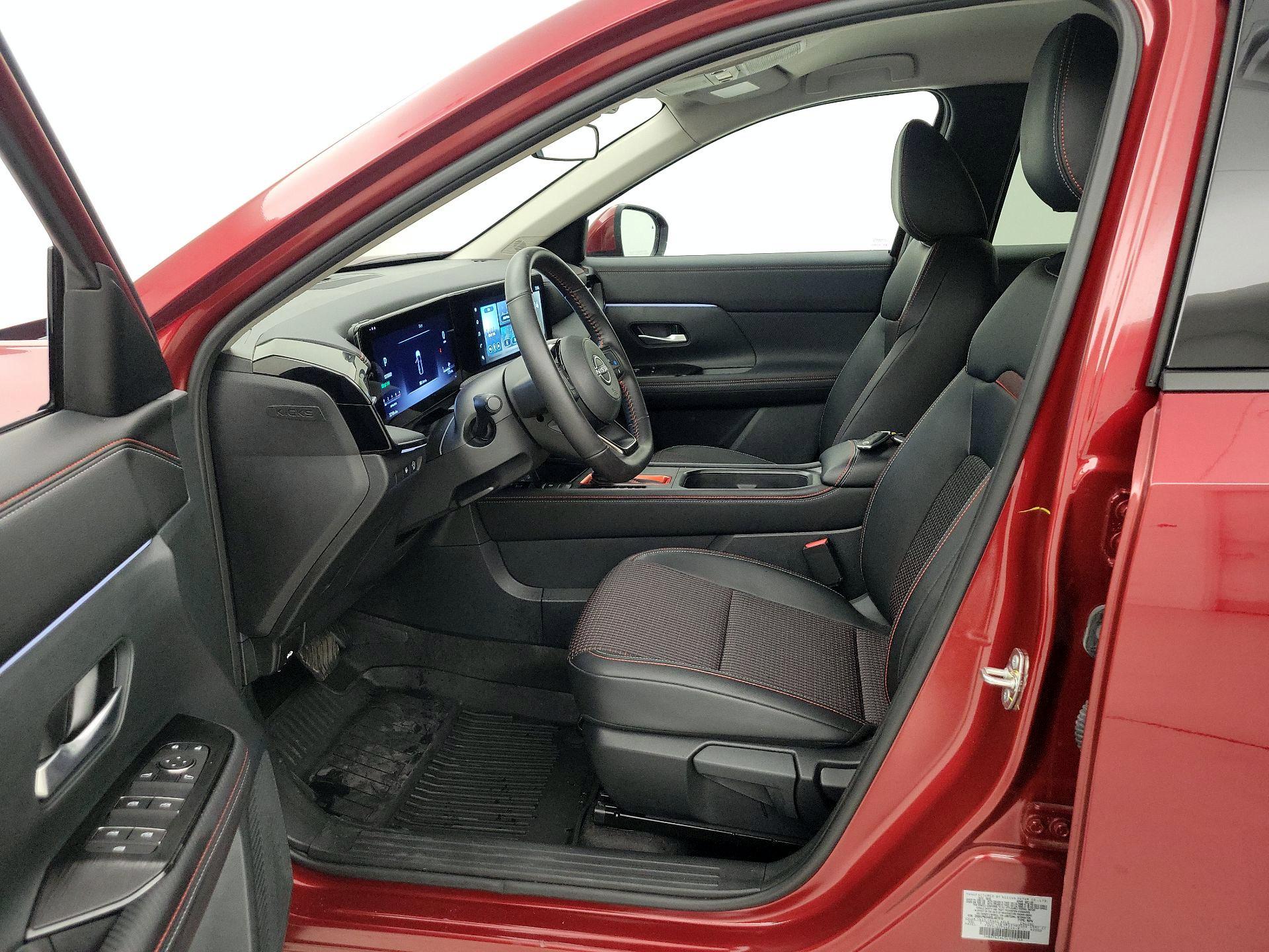 Thumbnail: 2025 Nissan Kicks - 11