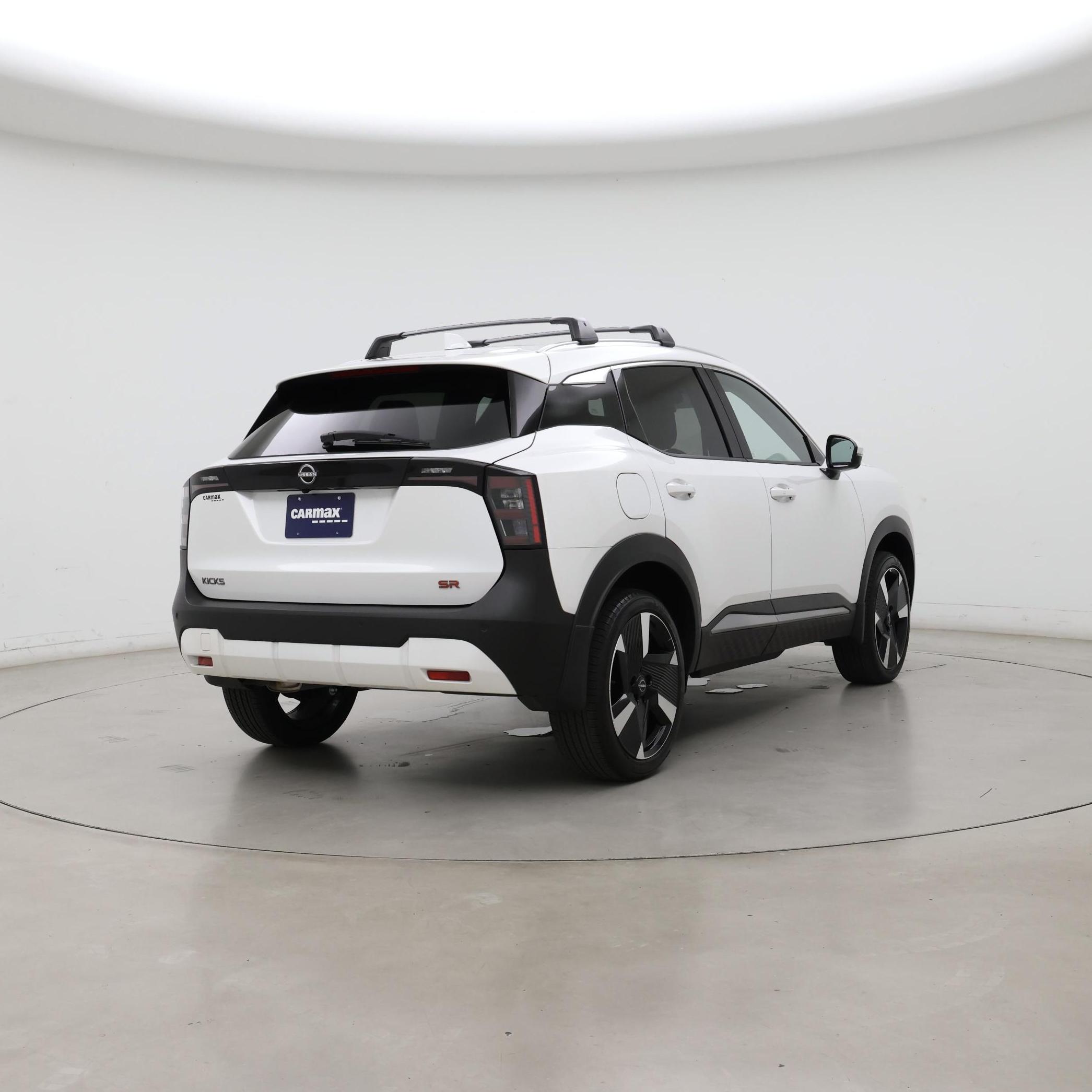 Thumbnail: 2025 Nissan Kicks - 8