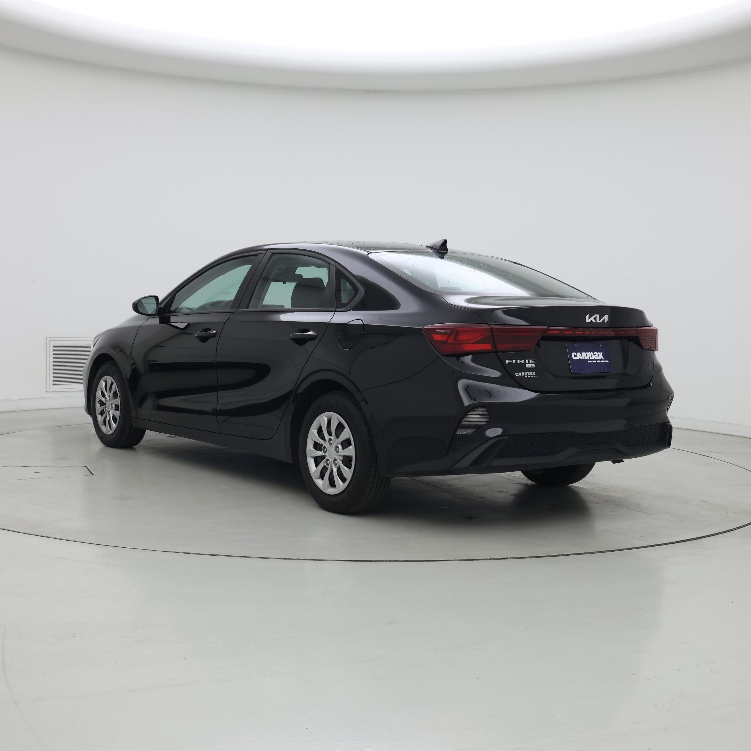 Thumbnail: 2024 Kia Forte - 2
