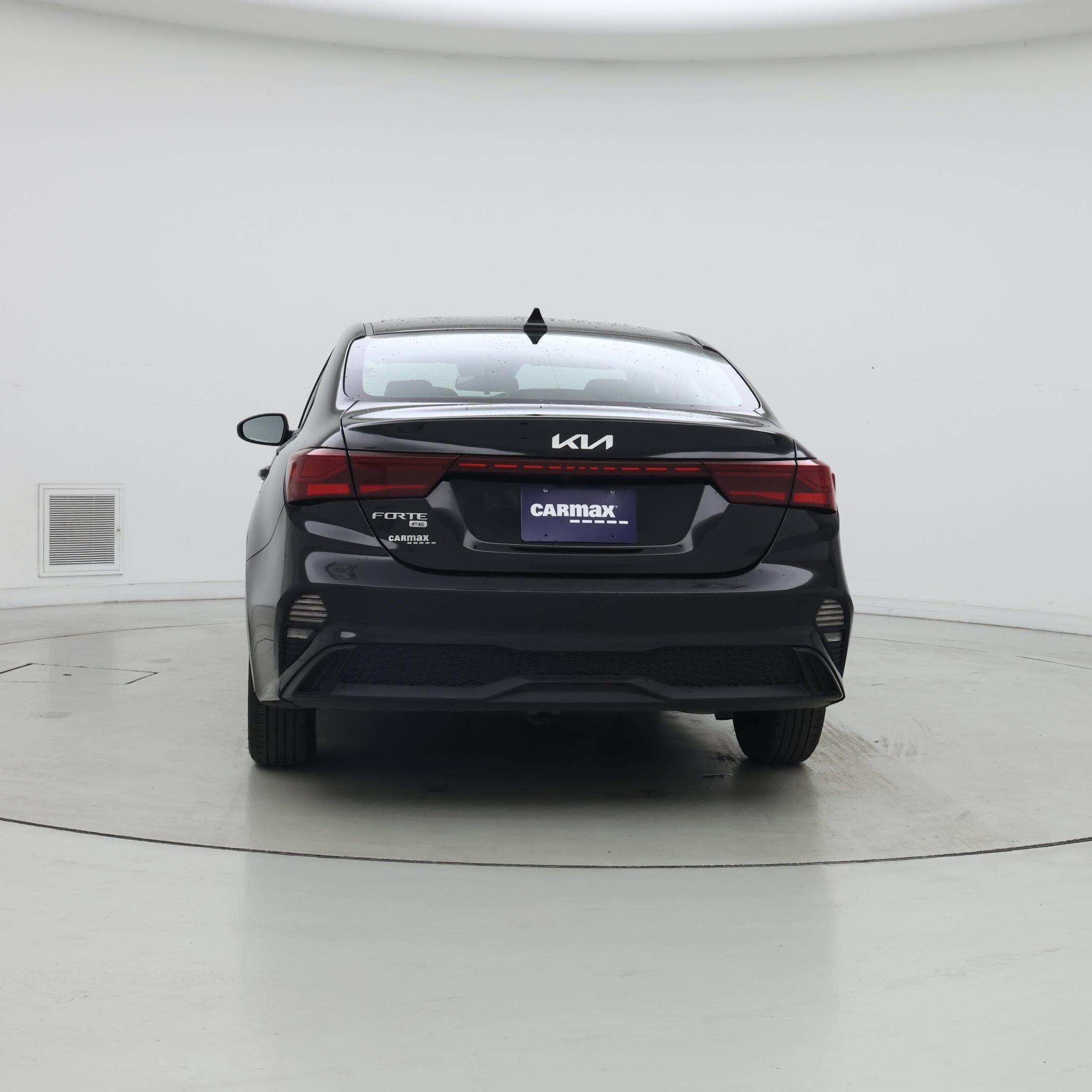 Thumbnail: 2024 Kia Forte - 6