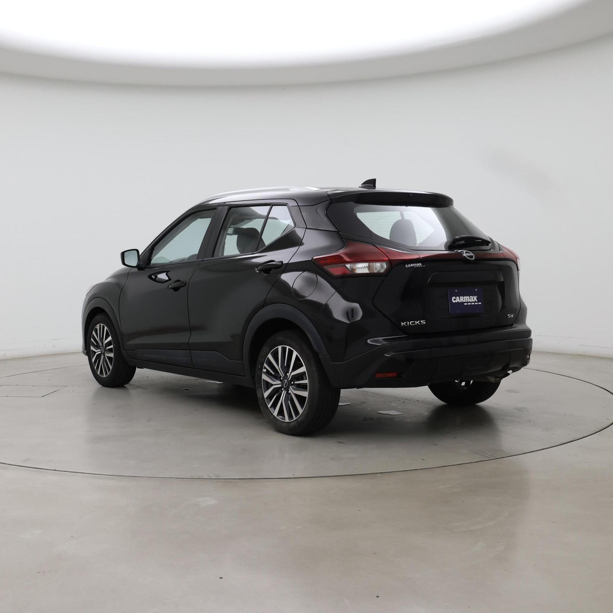 Thumbnail: 2022 Nissan Kicks - 2
